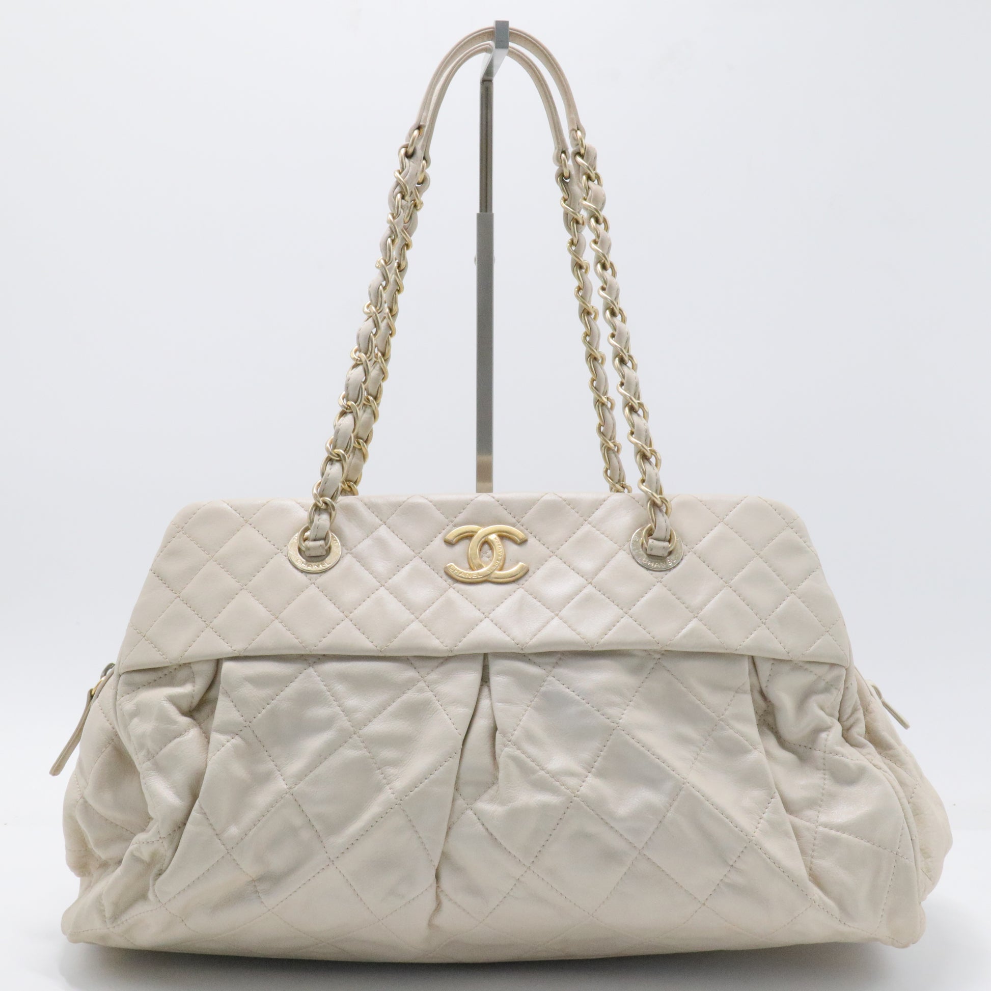 Iridescent Calfskin Chic Quilt Bowling Bag White
