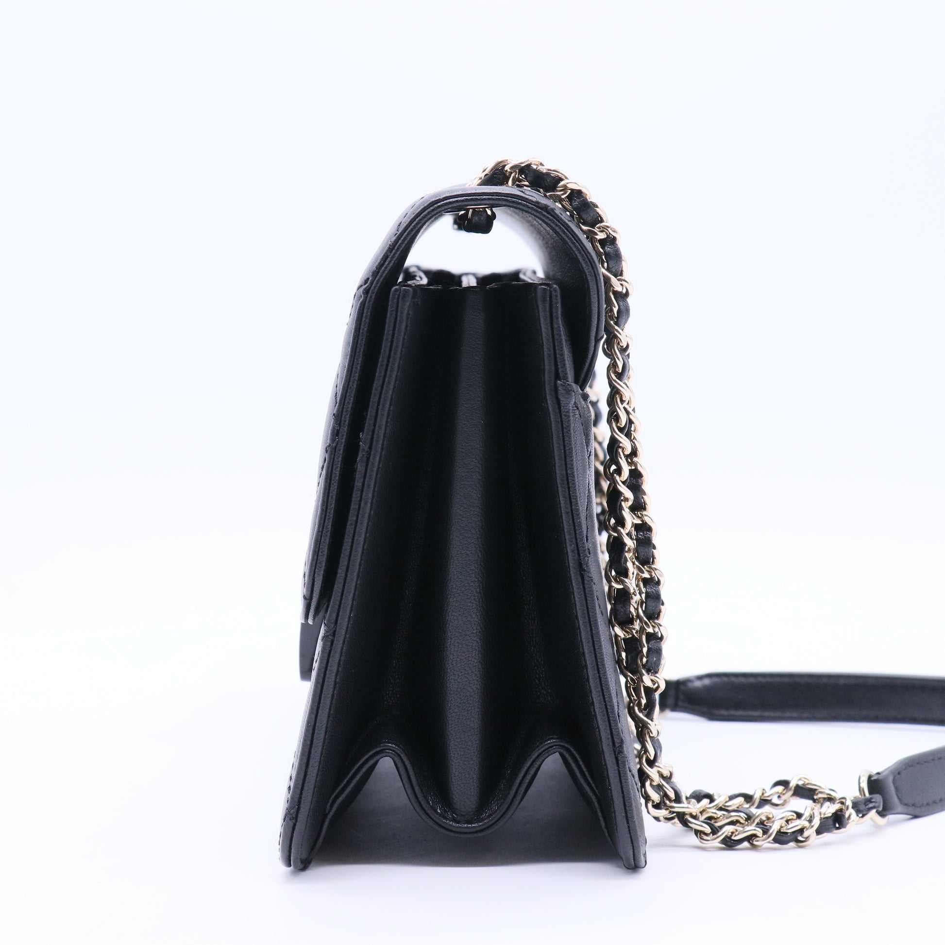Medium Beauty Lock Flap Bag