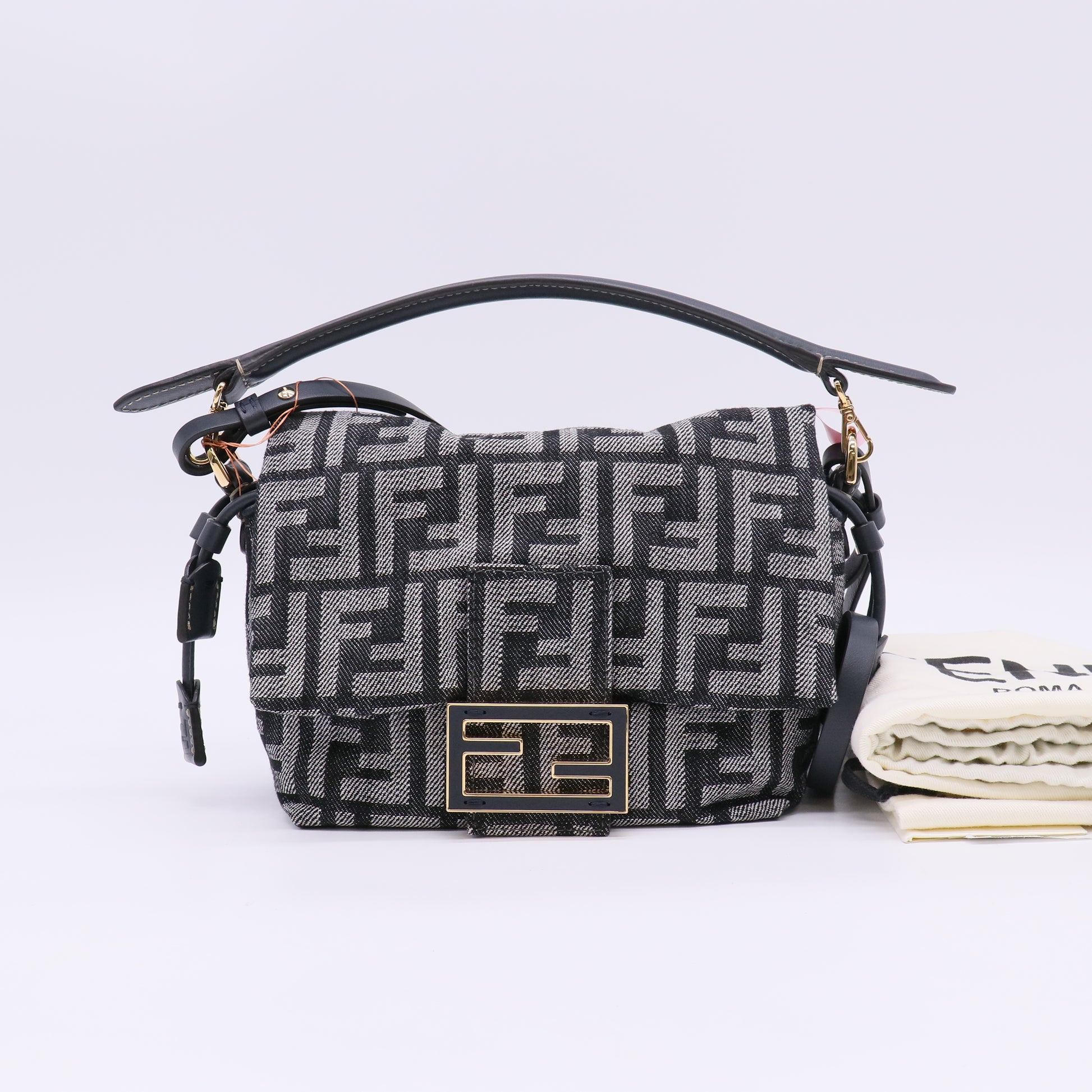 Fendi Mamma Baguette Small twins LDJ5719