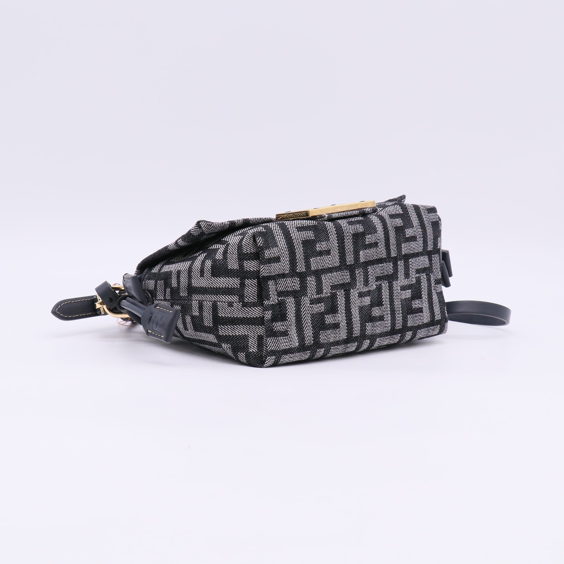Fendi Mamma Baguette Small twins LDJ5719
