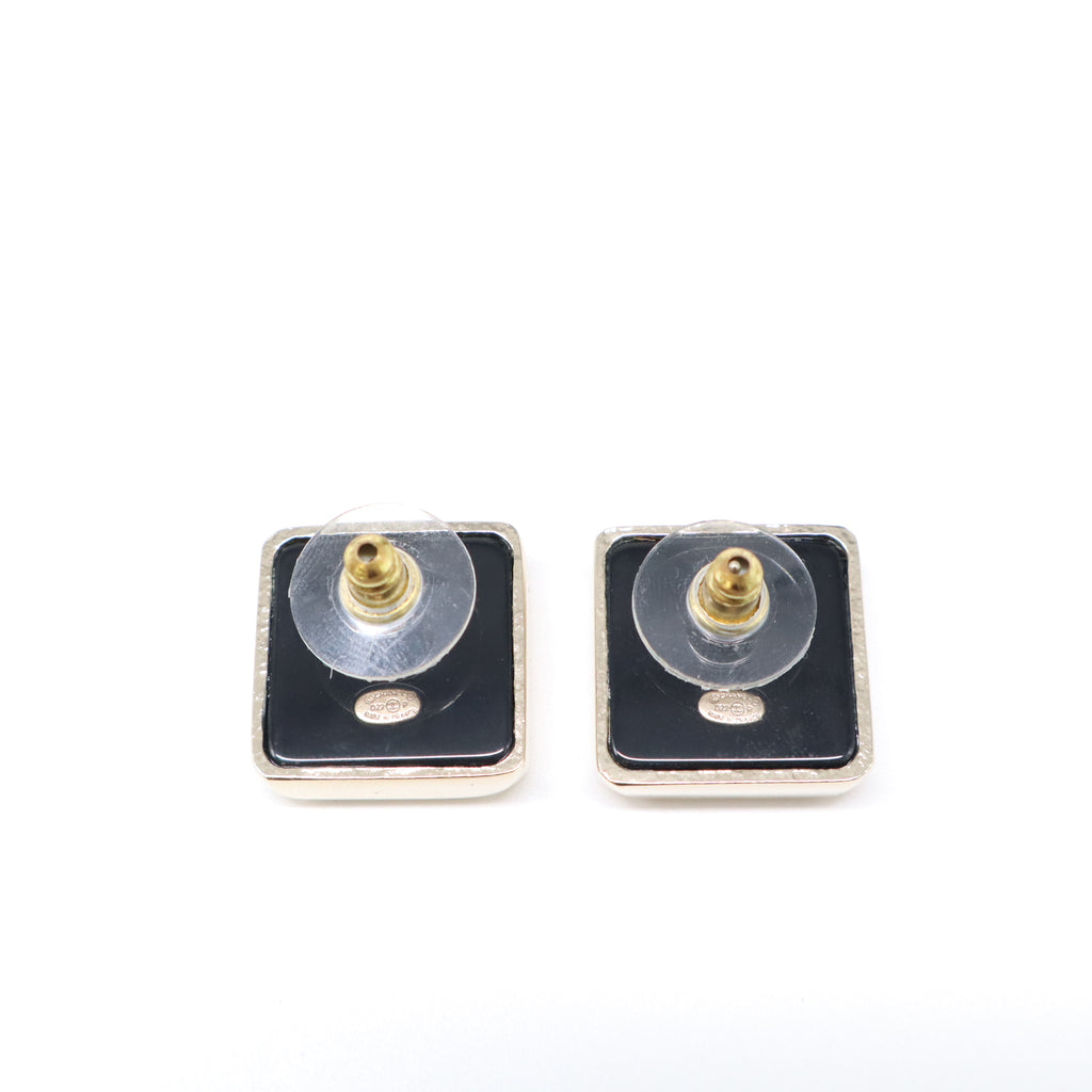 Chanel CC Stud Square Metal With Crystals Earrings Twins W21541