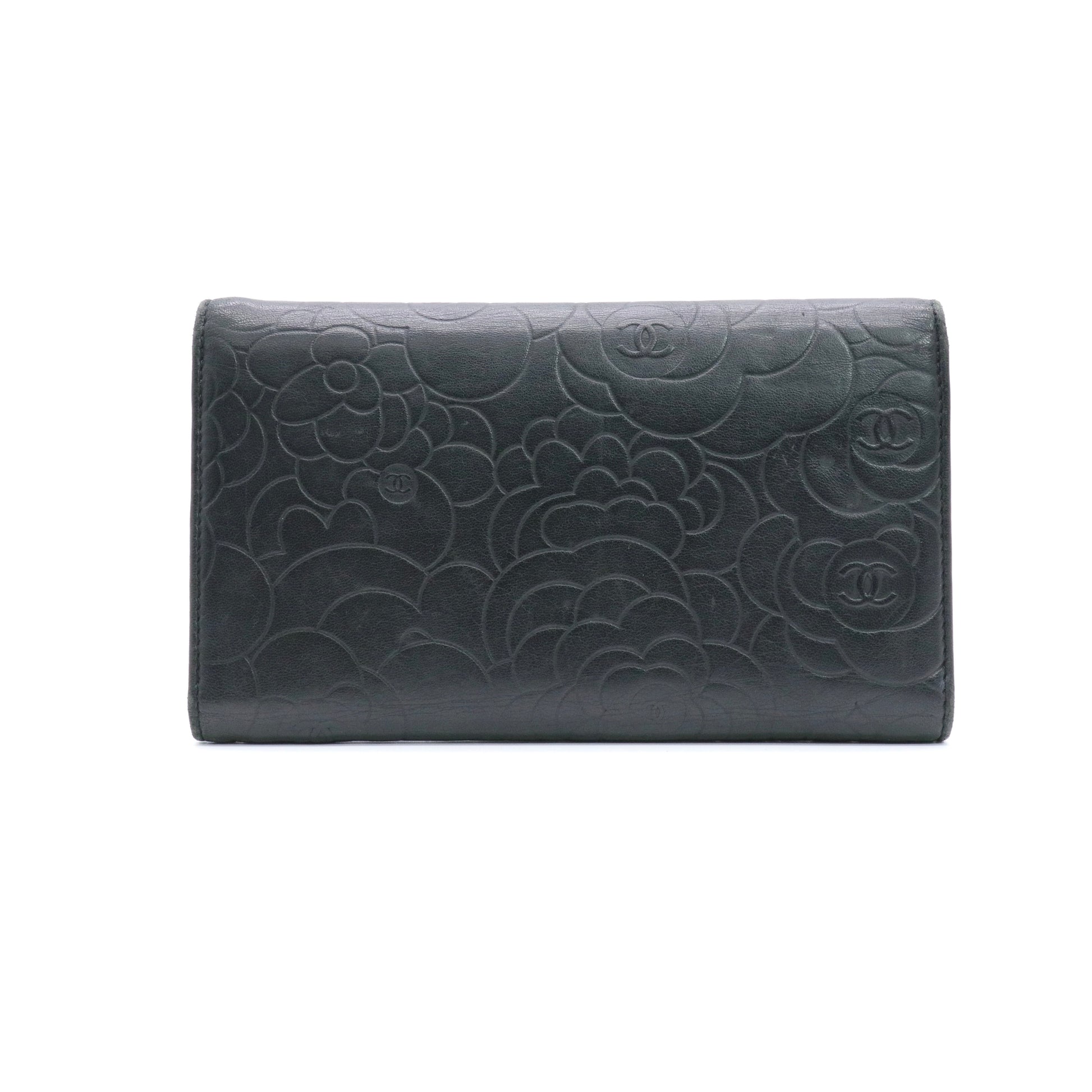 Lambskin Embossed Camellia Large Gusset Flap Wallet Black twins