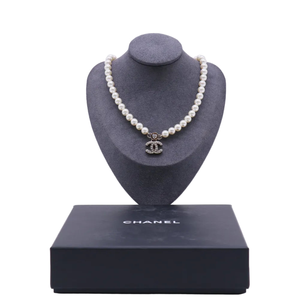 Chanel CC Pendant Short Necklace Faux Pearls and Metal with Crystals Twins W21705
