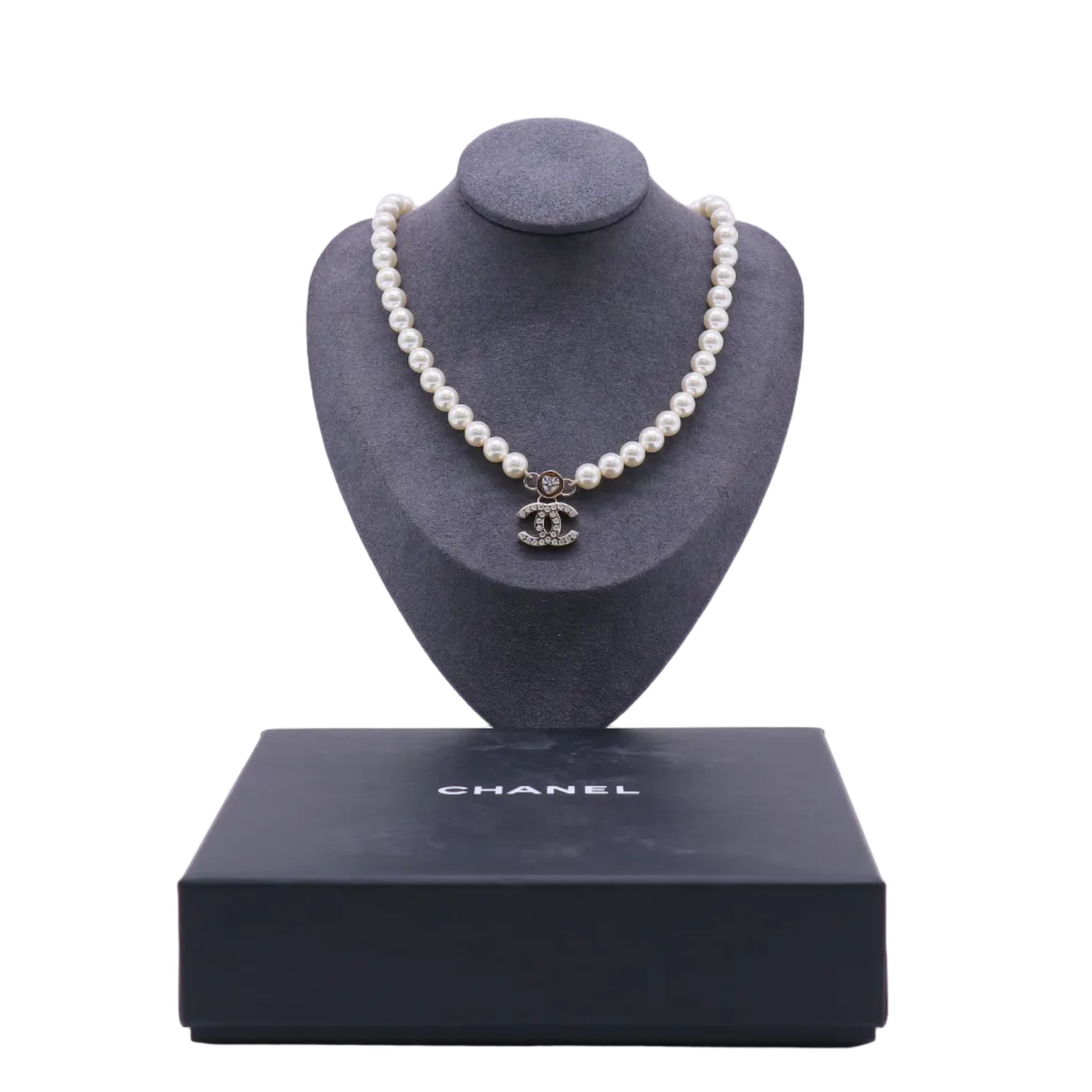 Chanel CC Pendant Short Necklace Faux Pearls and Metal with Crystals Twins W21705