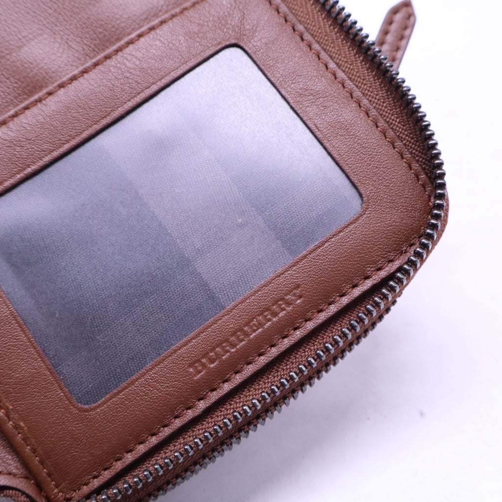 Burberry  Leather Continental Wallet W20699