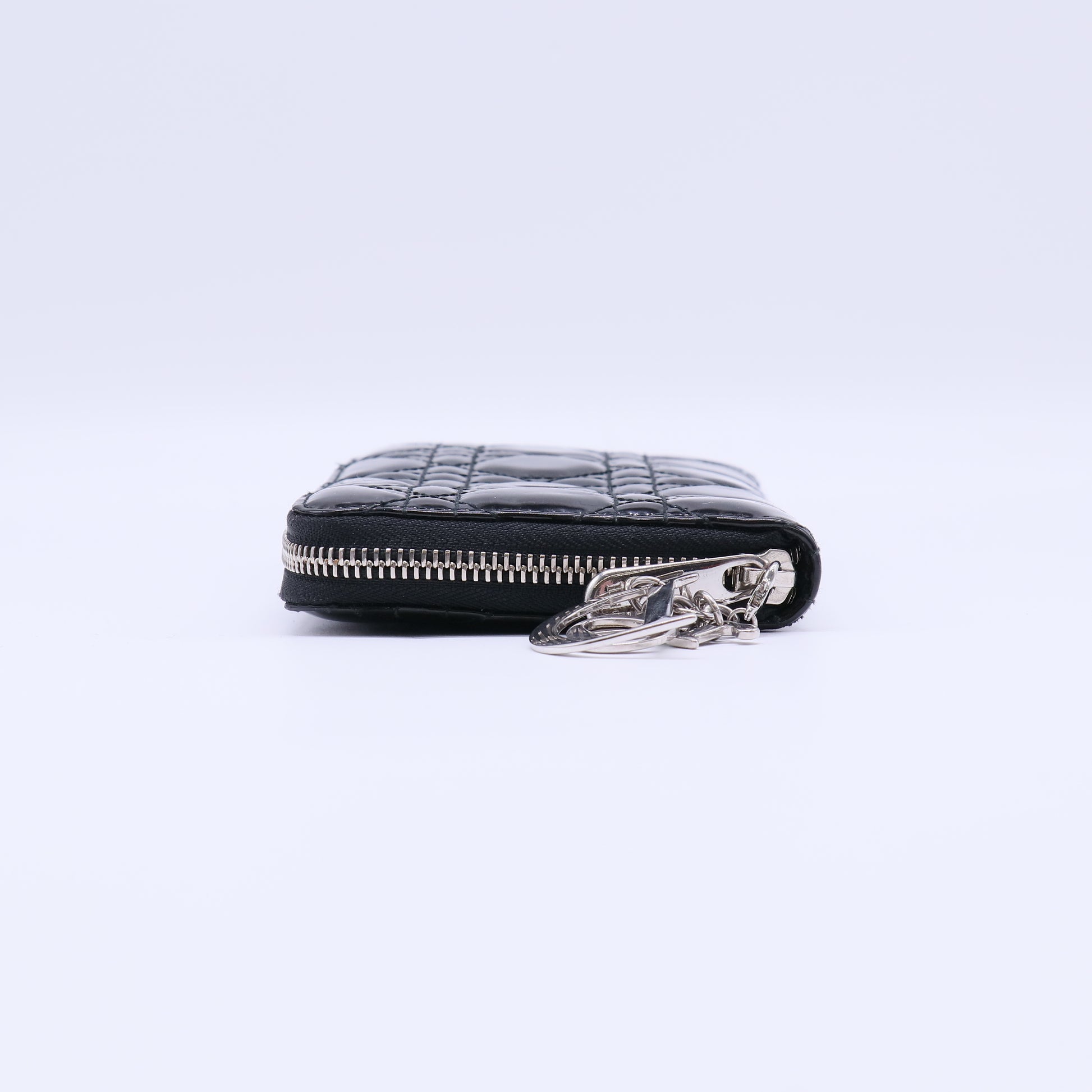Dior Lady Dior Voyageur Wallet W21734