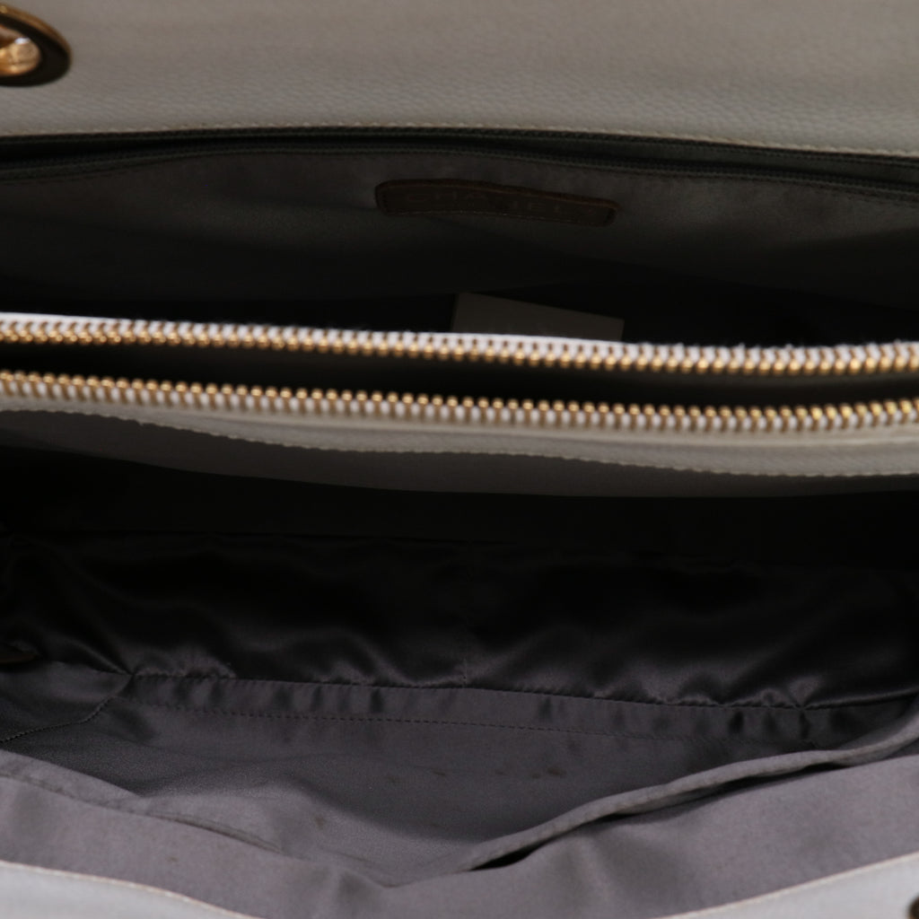 Chanel  White Quilted Caviar Leather Grand Shopping Tote Bag LDZ542