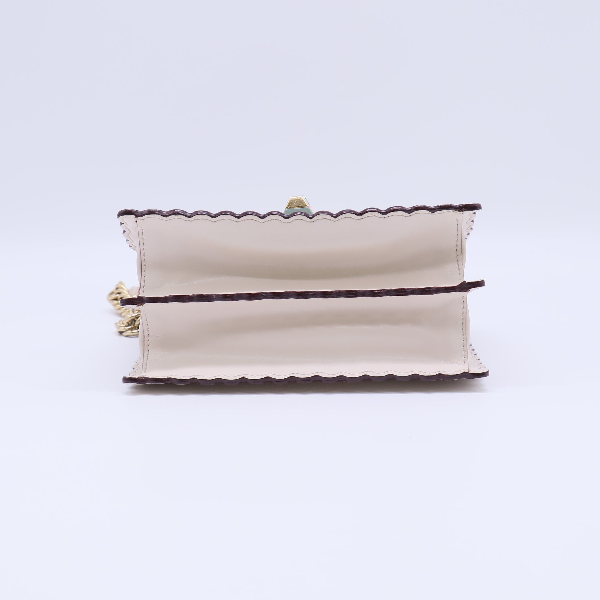 Fendi English Rose Scalloped Leather Small I Kan Chain Shoulder Bag twins B21541