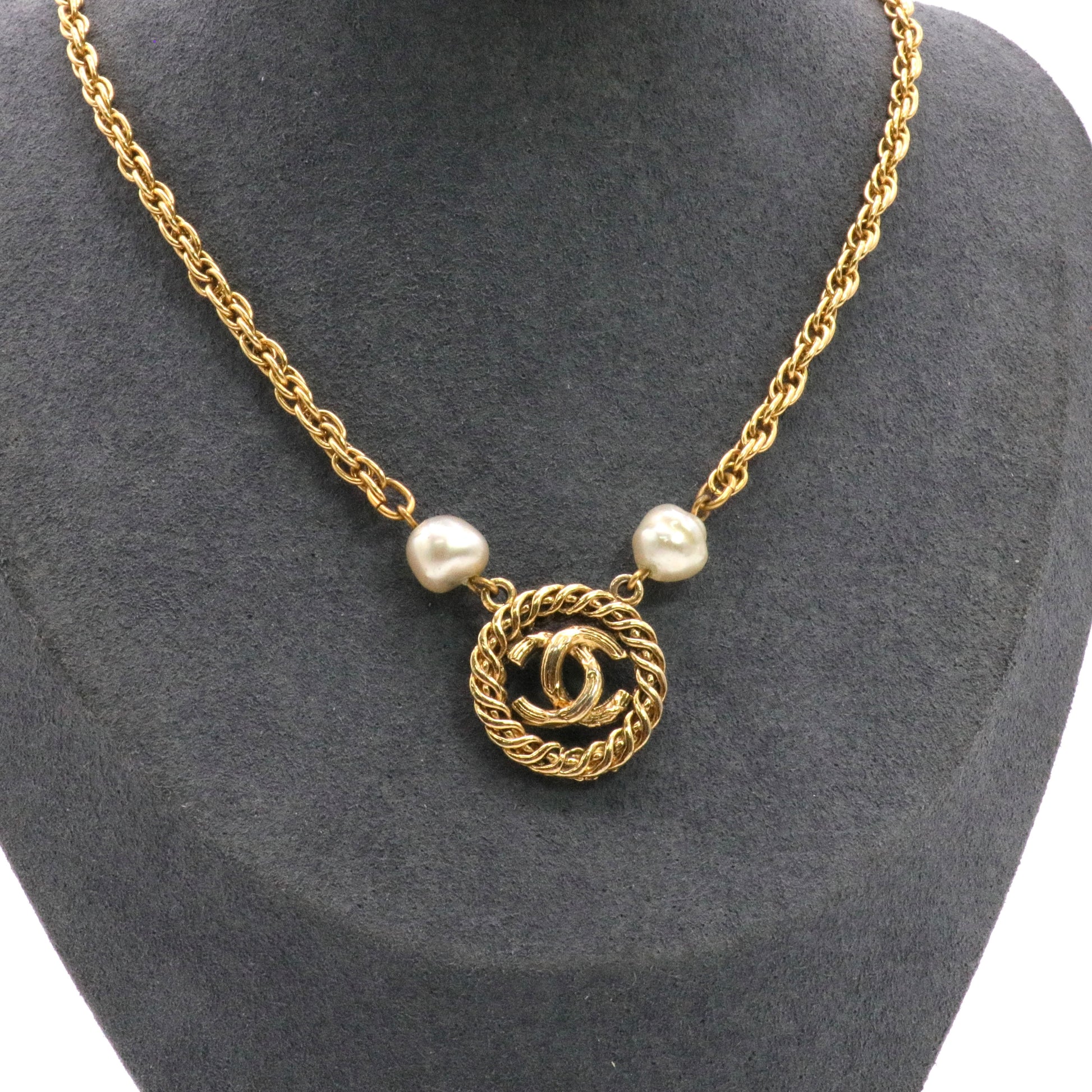 Vintage CC Collar Necklace