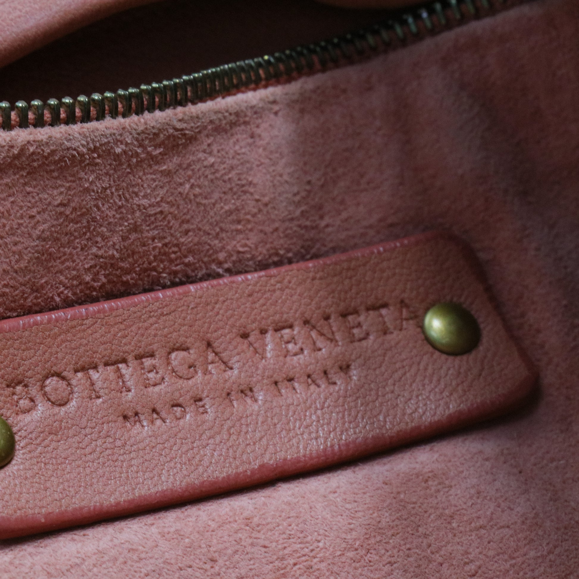 Capri Tote Intrecciato Nappa Small