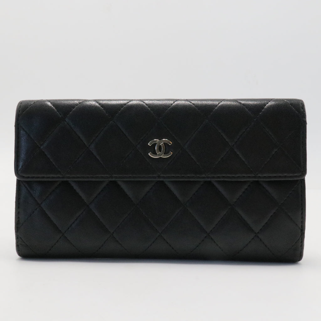 Bi-fold long wallet black gold matelasse