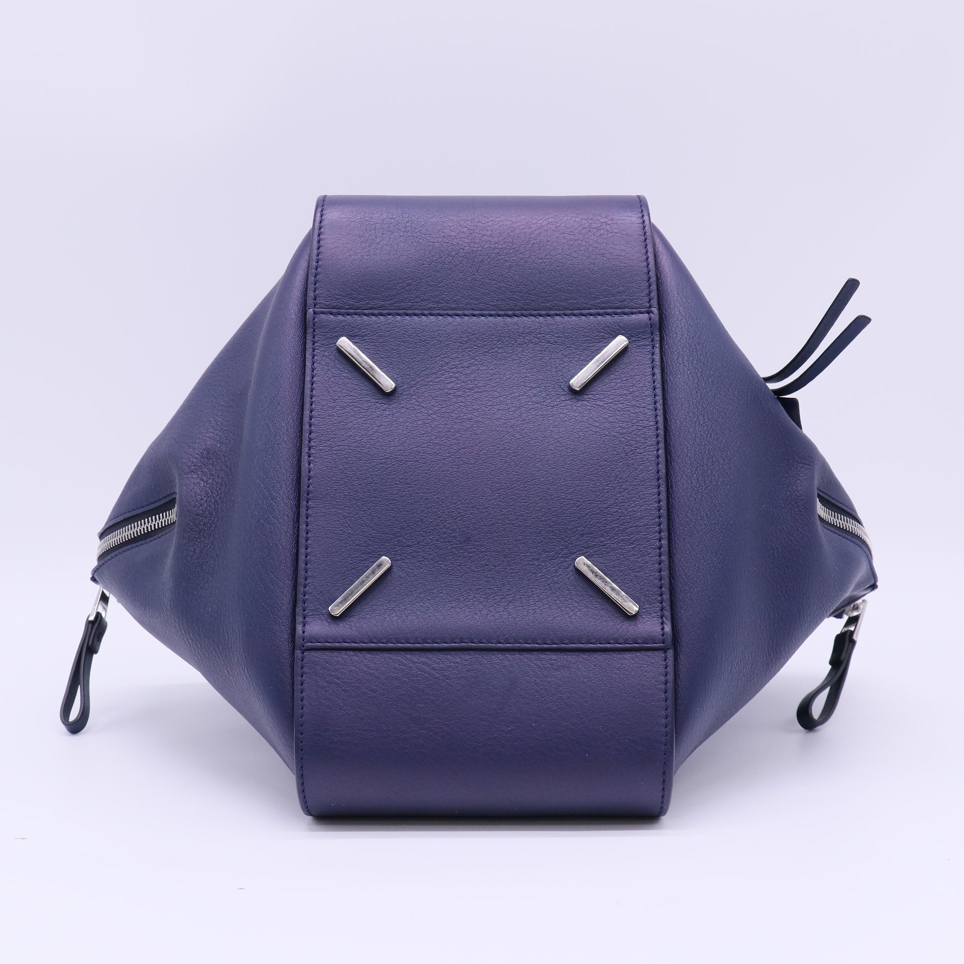 Loewe Small Hammock Classic Calfskin Shoulder Bag twins B22008