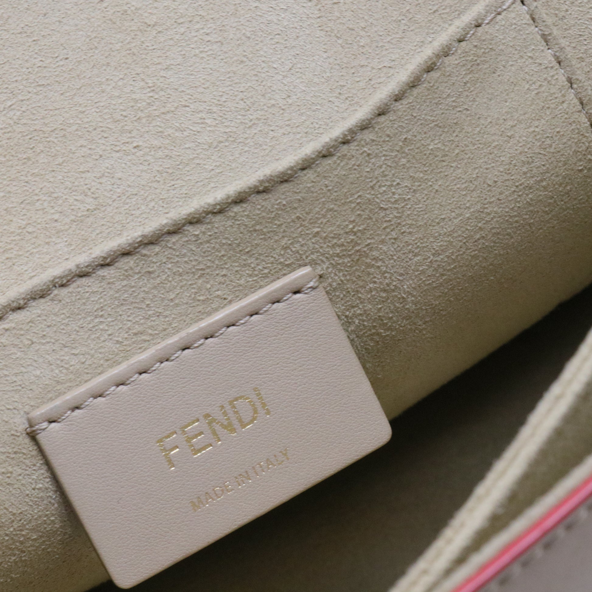 Kan I Bag Leather Medium