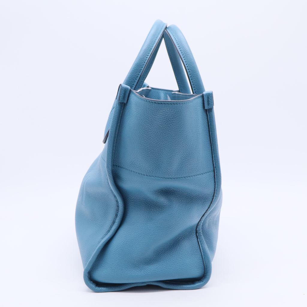 Logo Tote Embossed Leather Large B20402