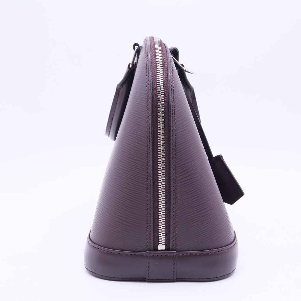 Quetsche Epi Leather Alma PM Bag