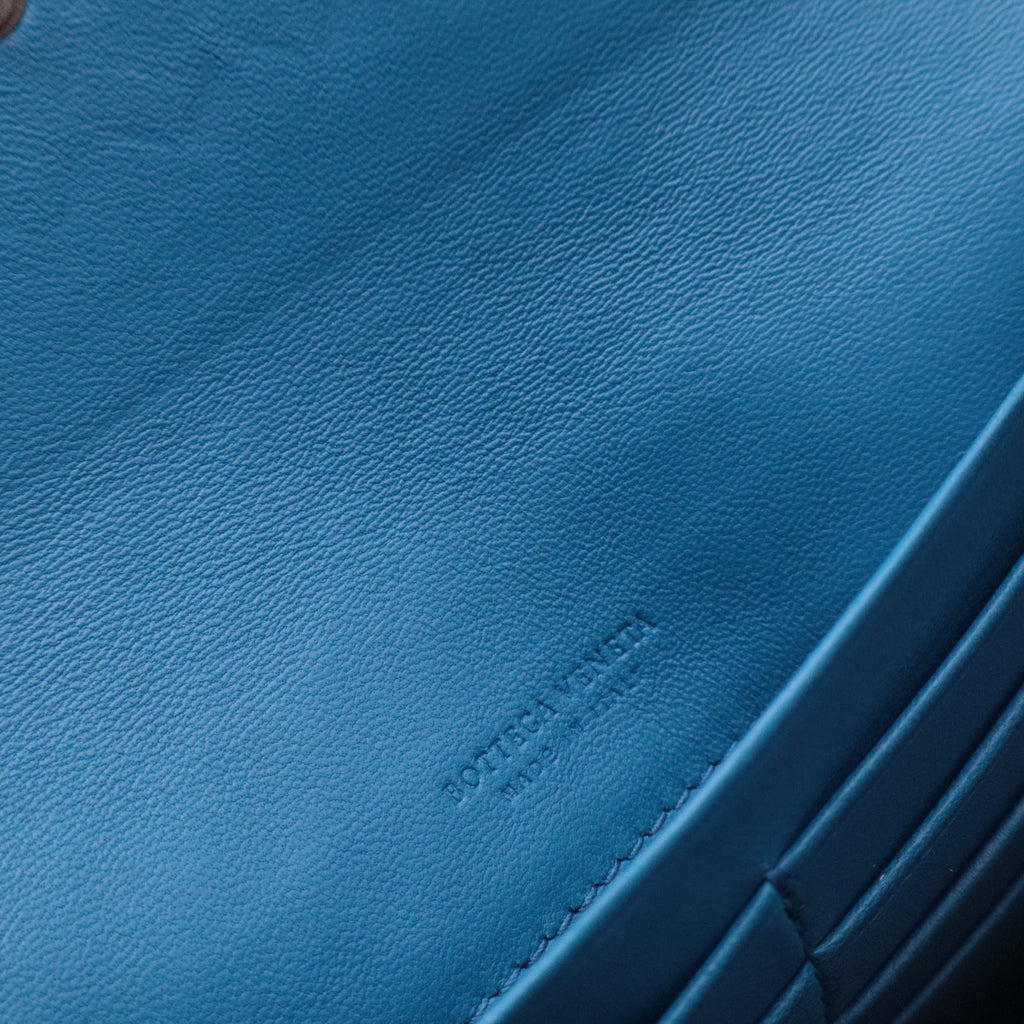 Intrecciato Continental Wallet