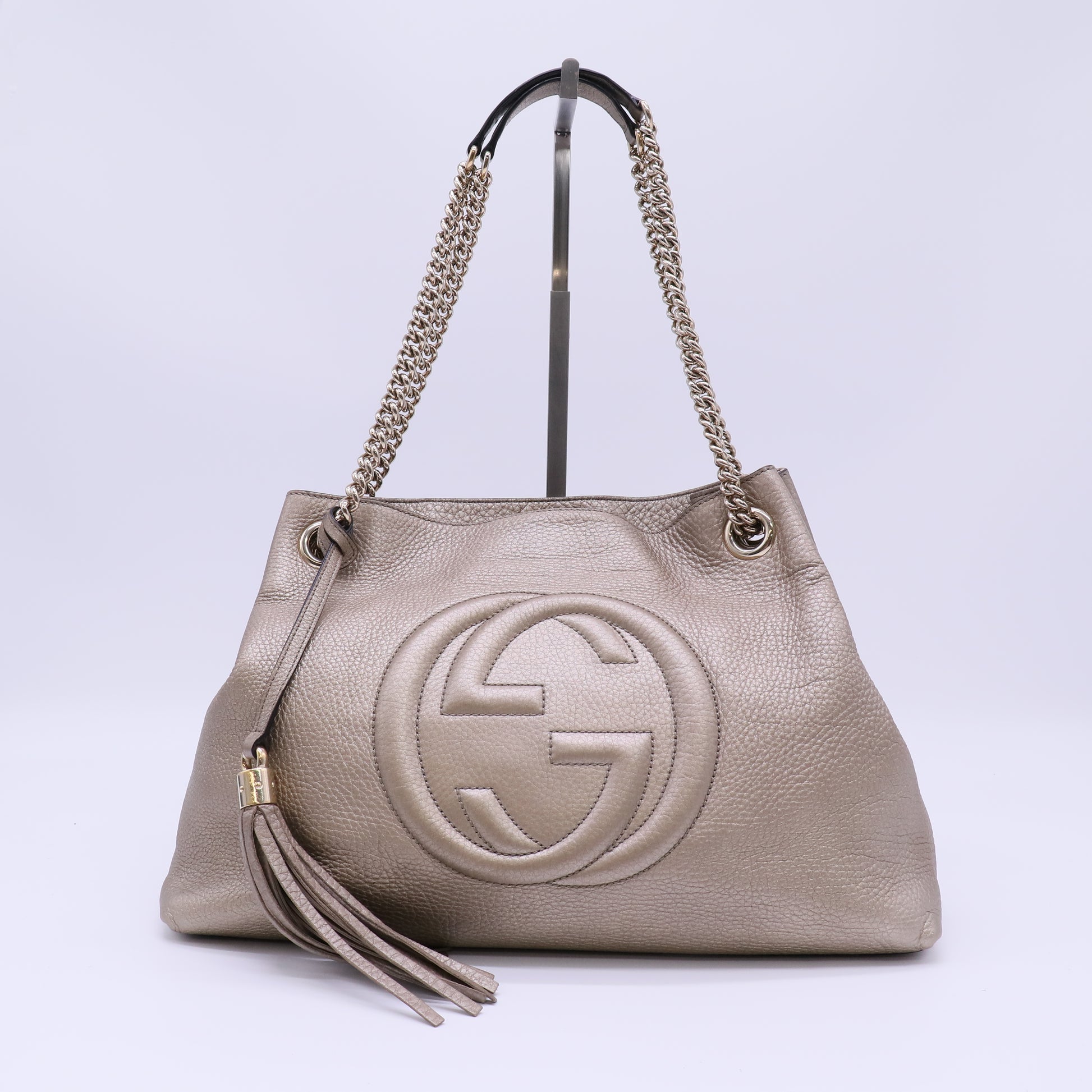 Soho Chain Strap Shoulder Bag Leather Medium B22494