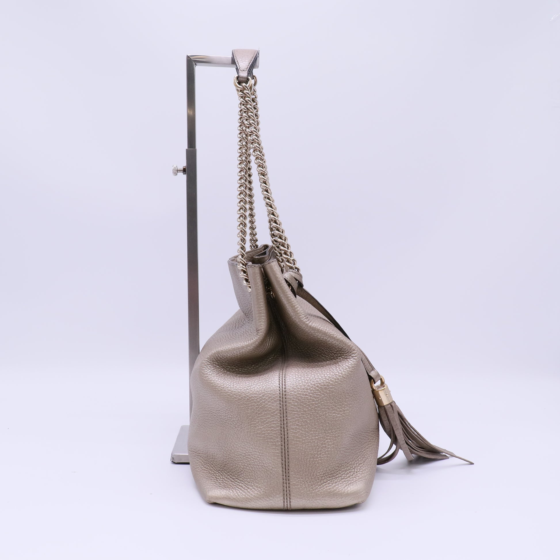 Soho Chain Strap Shoulder Bag Leather Medium B22494
