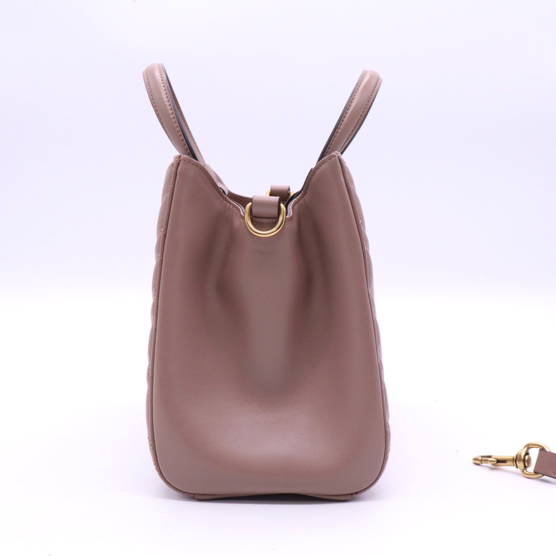 GG Marmont Tote Matelasse Leather Medium Twins B21124