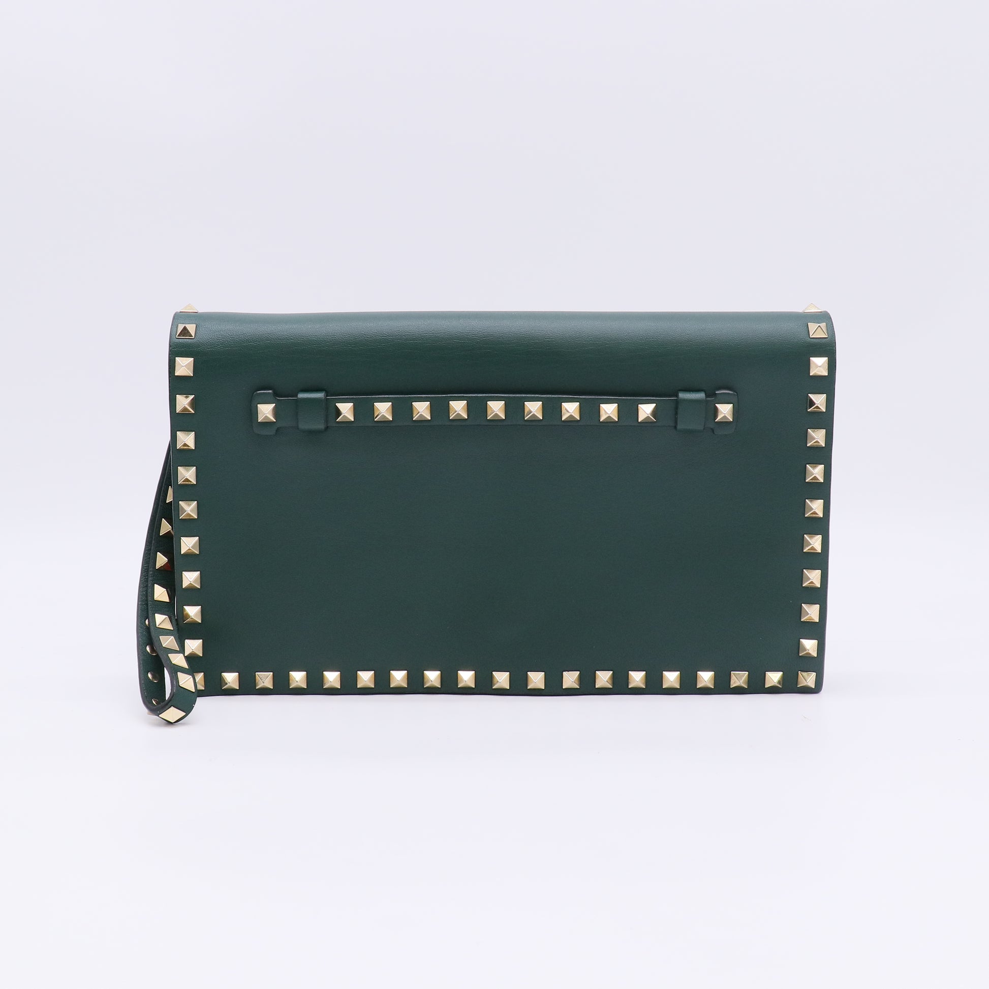Valentino Garavani Rockstud Wallet on Chain (WOC) W22635