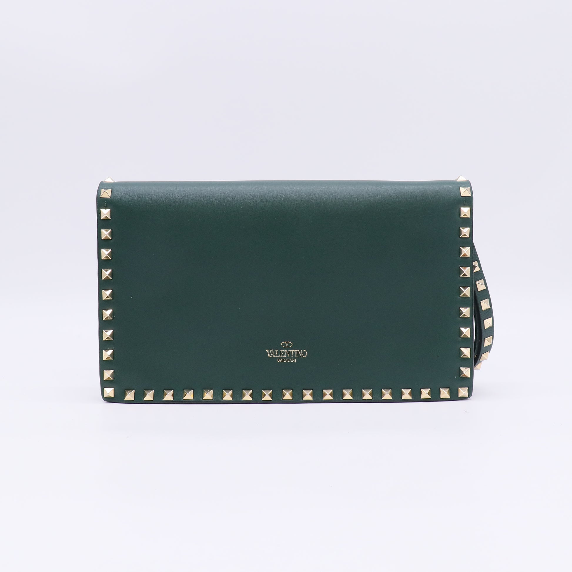Valentino Garavani Rockstud Wallet on Chain (WOC) W22635