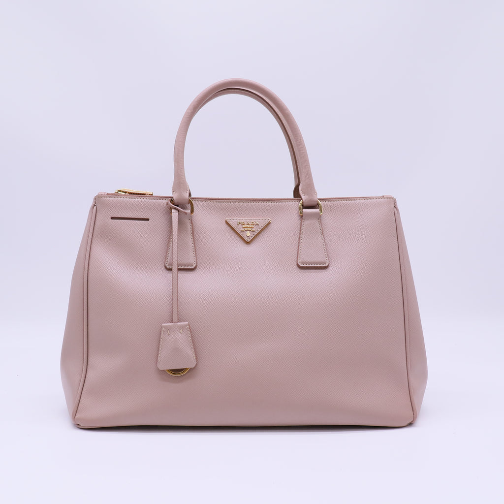 Double Zip Lux Tote Saffiano Leather Medium B22520