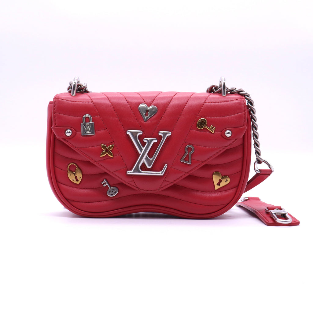 New Wave Chain Bag Limited Edition Love Lock Quilted Leather PM  B21210