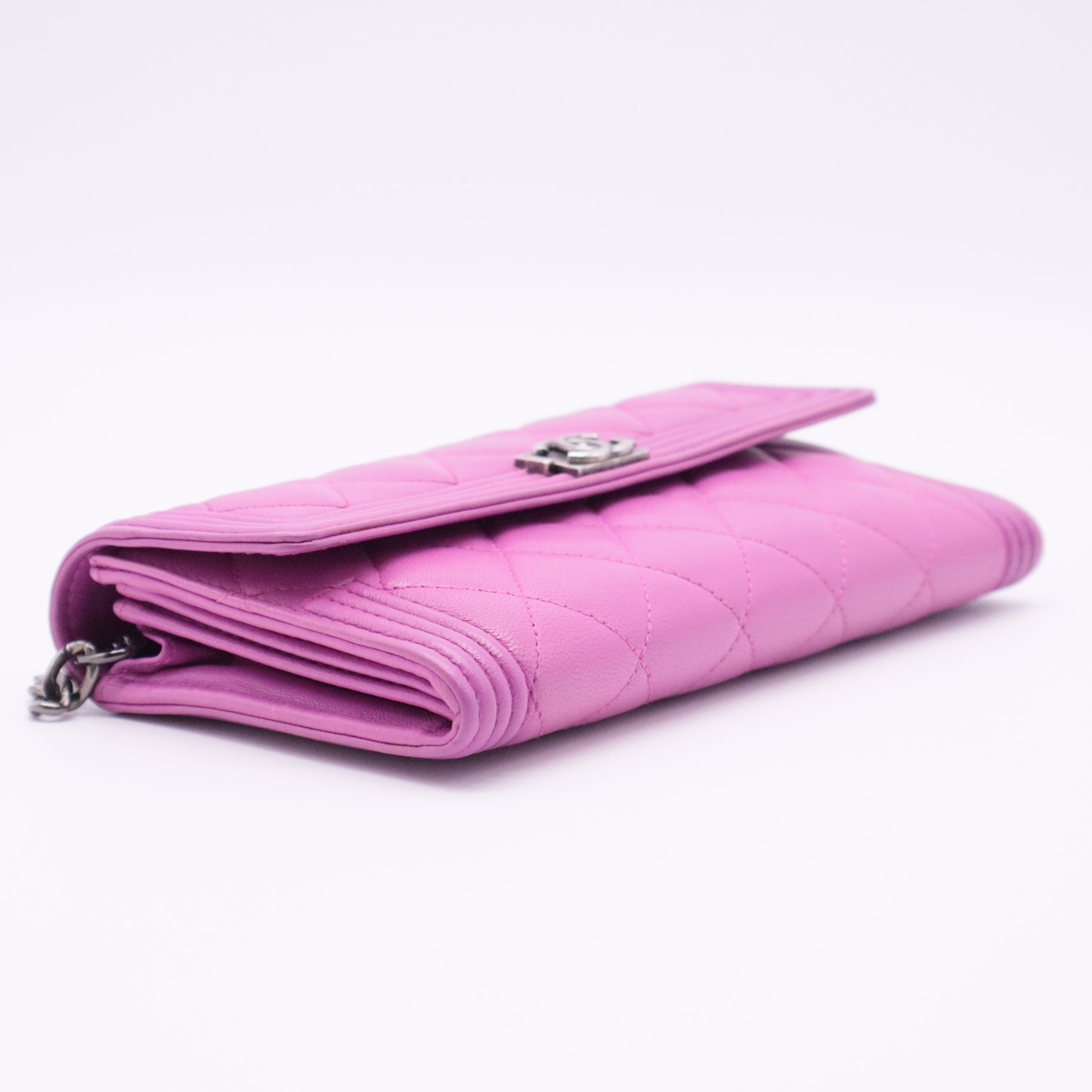 Caviar Quilted Large Boy Gusset Flap Wallet on chain Fuchsia