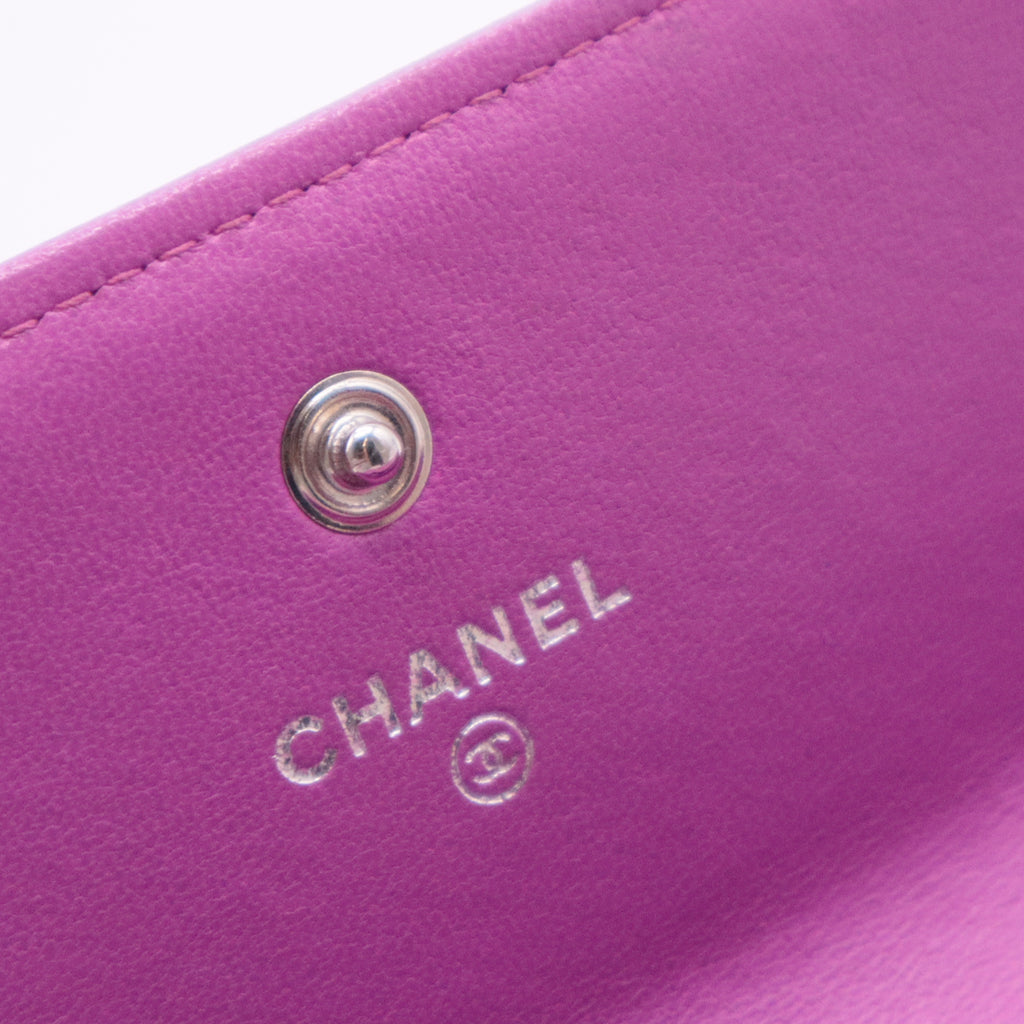 Caviar Quilted Large Boy Gusset Flap Wallet on chain Fuchsia