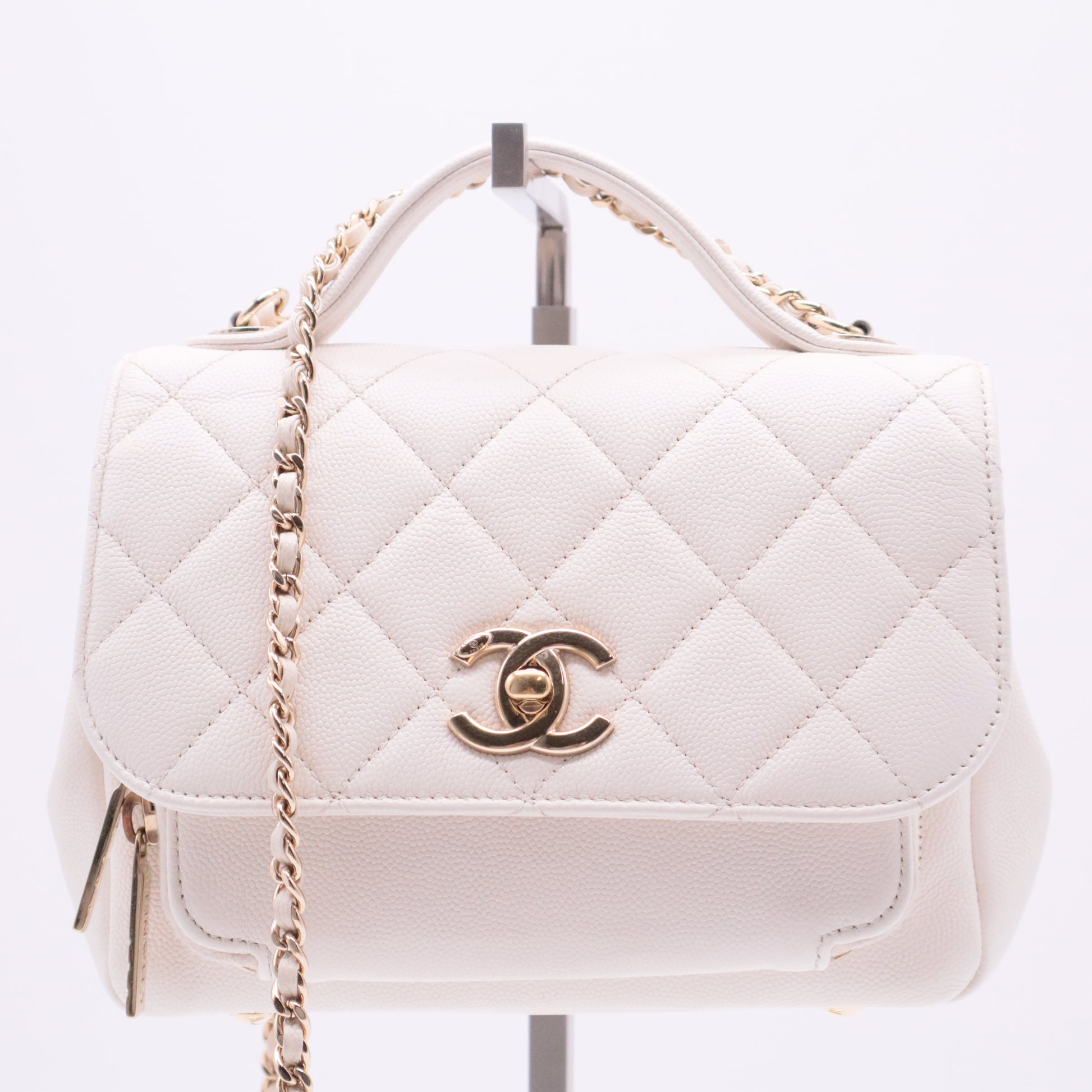 Caviar Quilted Medium Business Affinity Flap