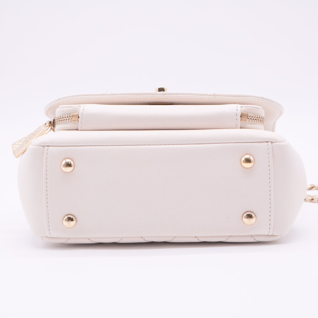 Caviar Quilted Medium Business Affinity Flap
