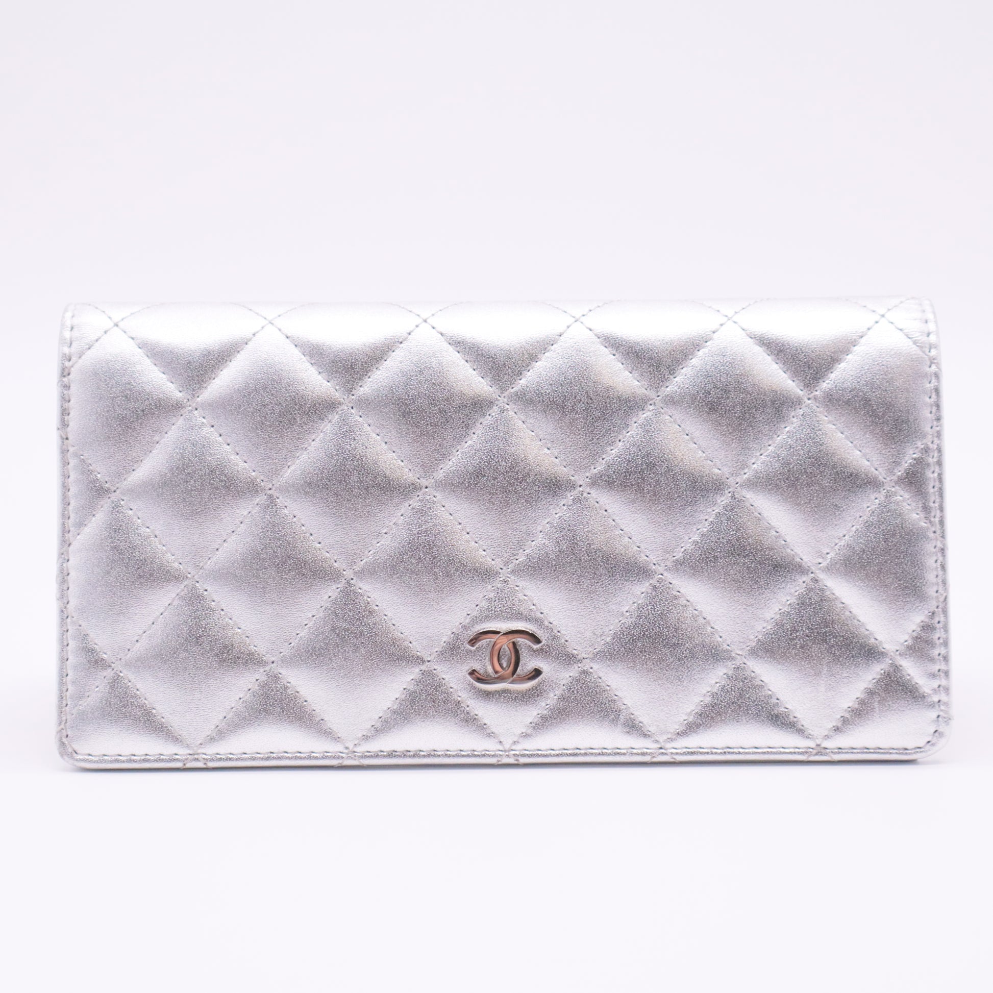 Lambskin Yen Wallet Silver
