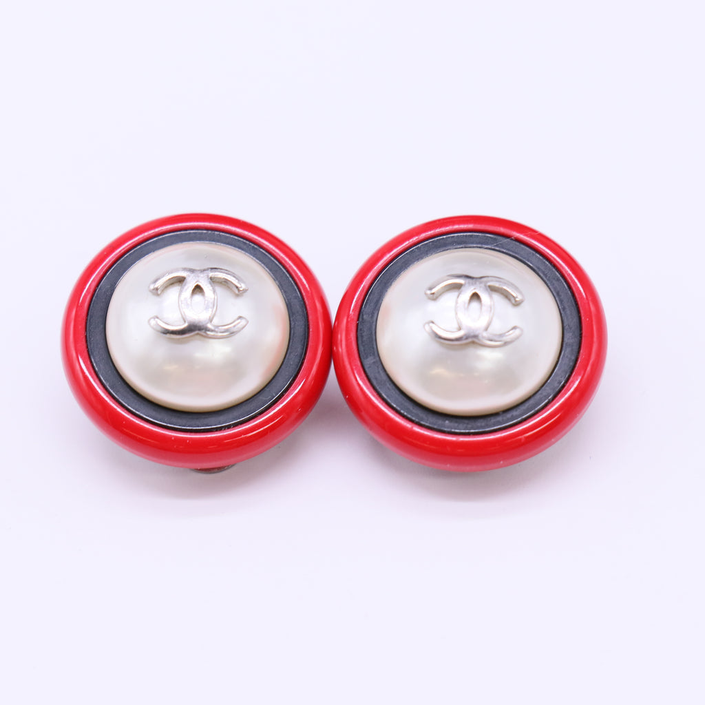 Chanel CC Faux Pearl Round Earrings W21999