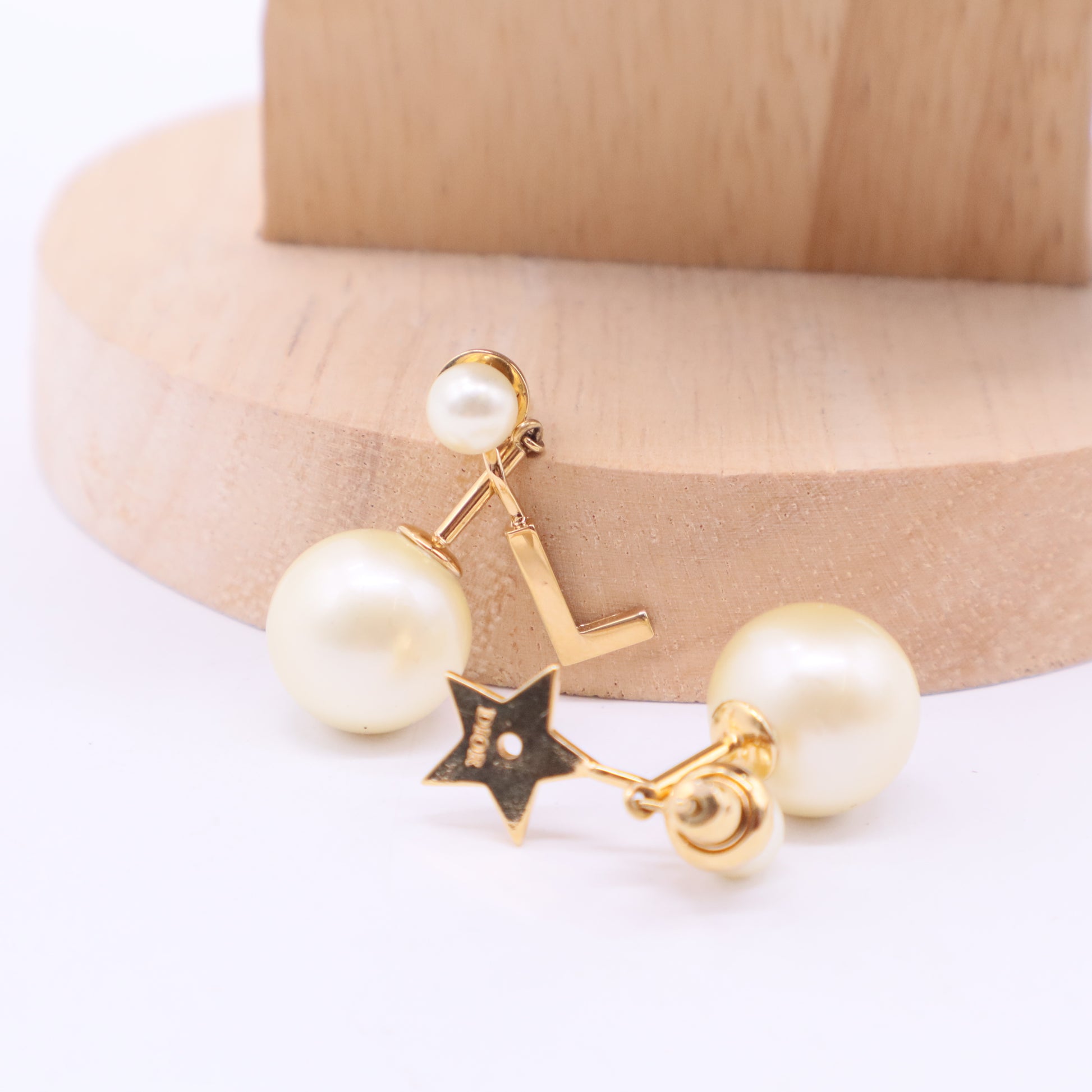 Star Earring with pearl