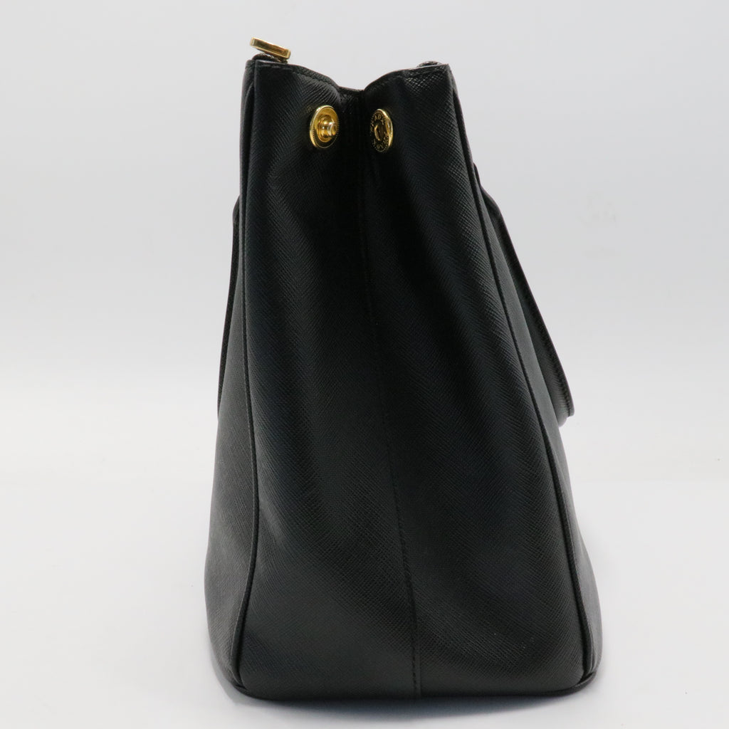 Saffiano Medium Galleria Double Zip Tote Black