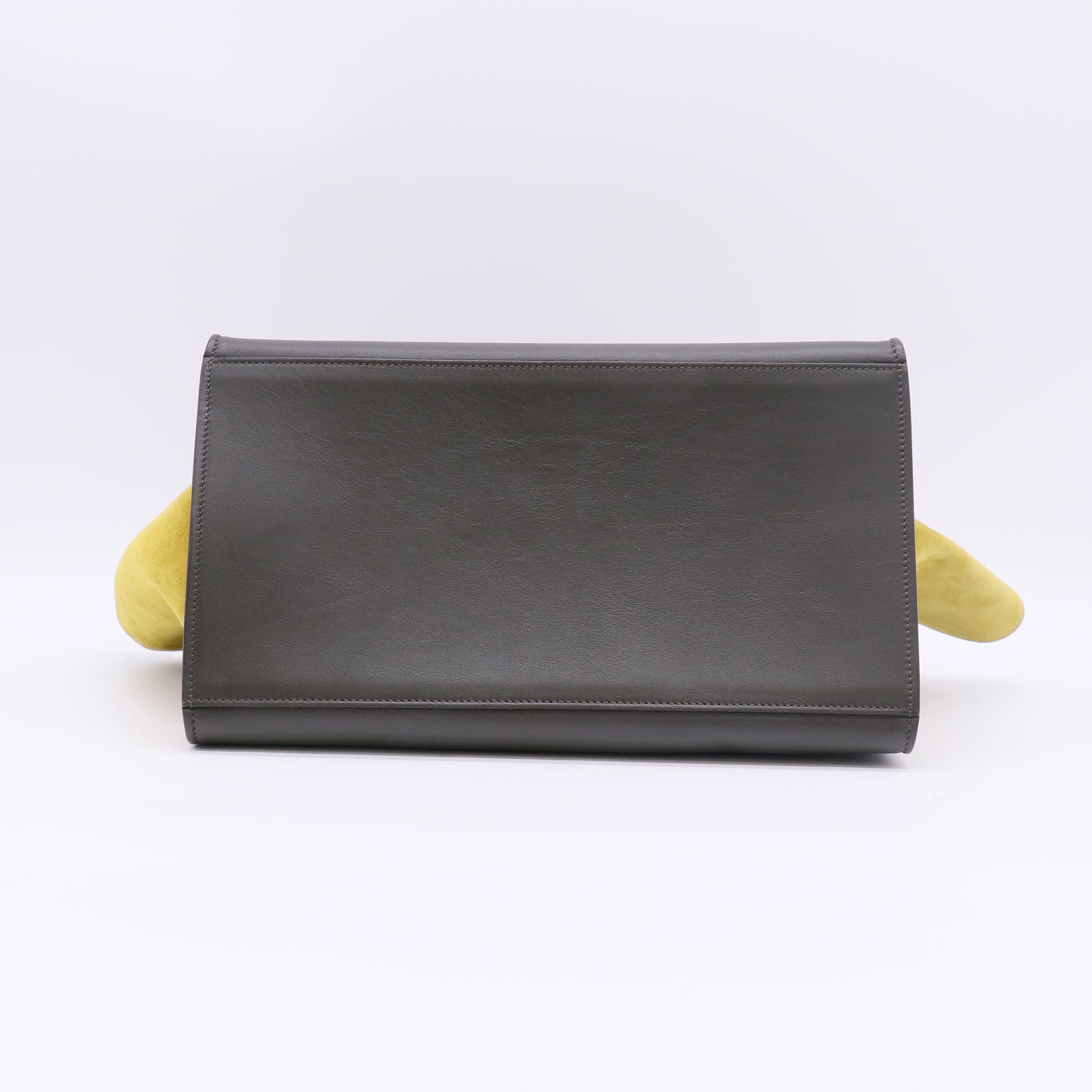 Celine Trapeze Bag B23572