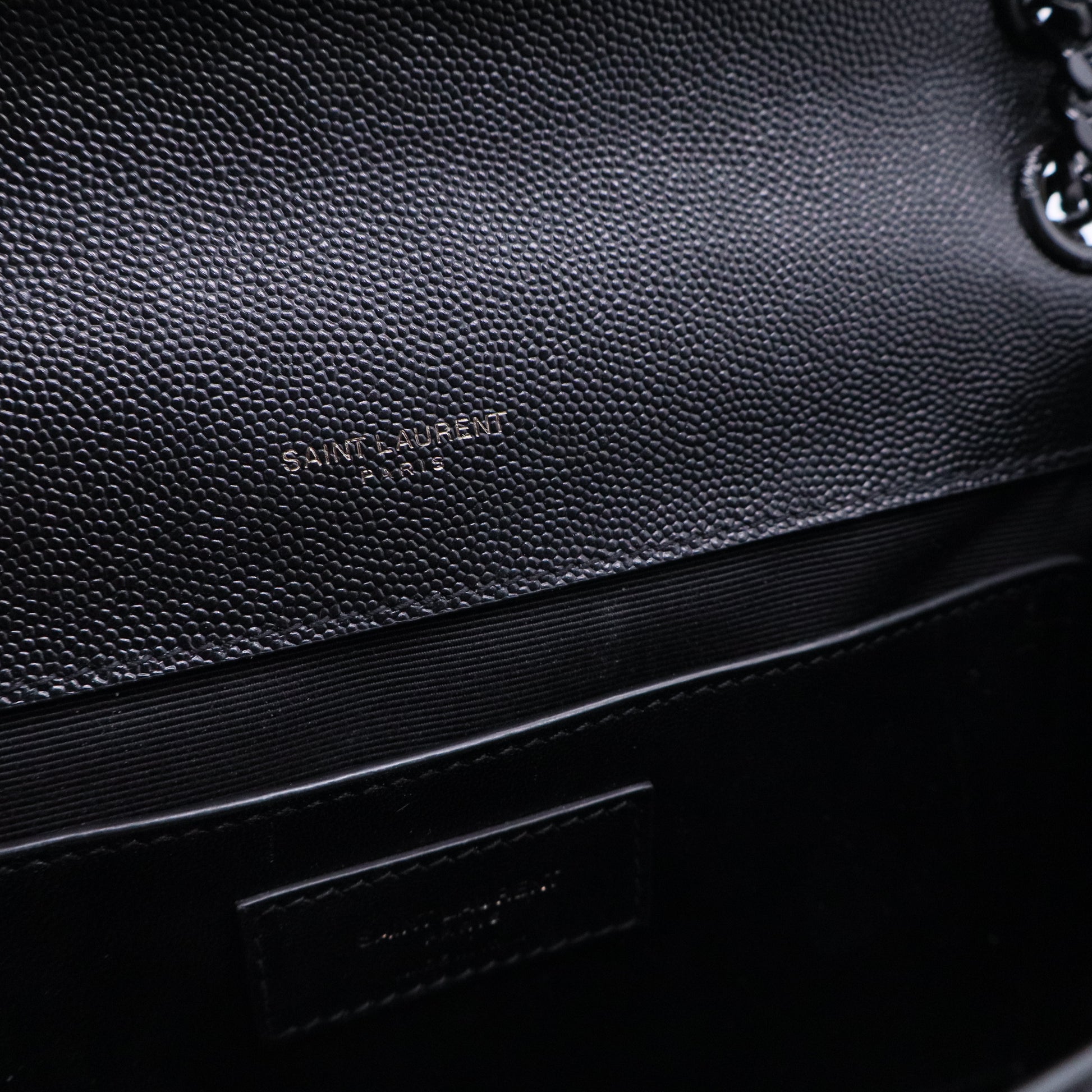 Grain De Poudre Textured Mixed Matelasse Triquilt Medium Monogram Monochrome Satchel Black B20326