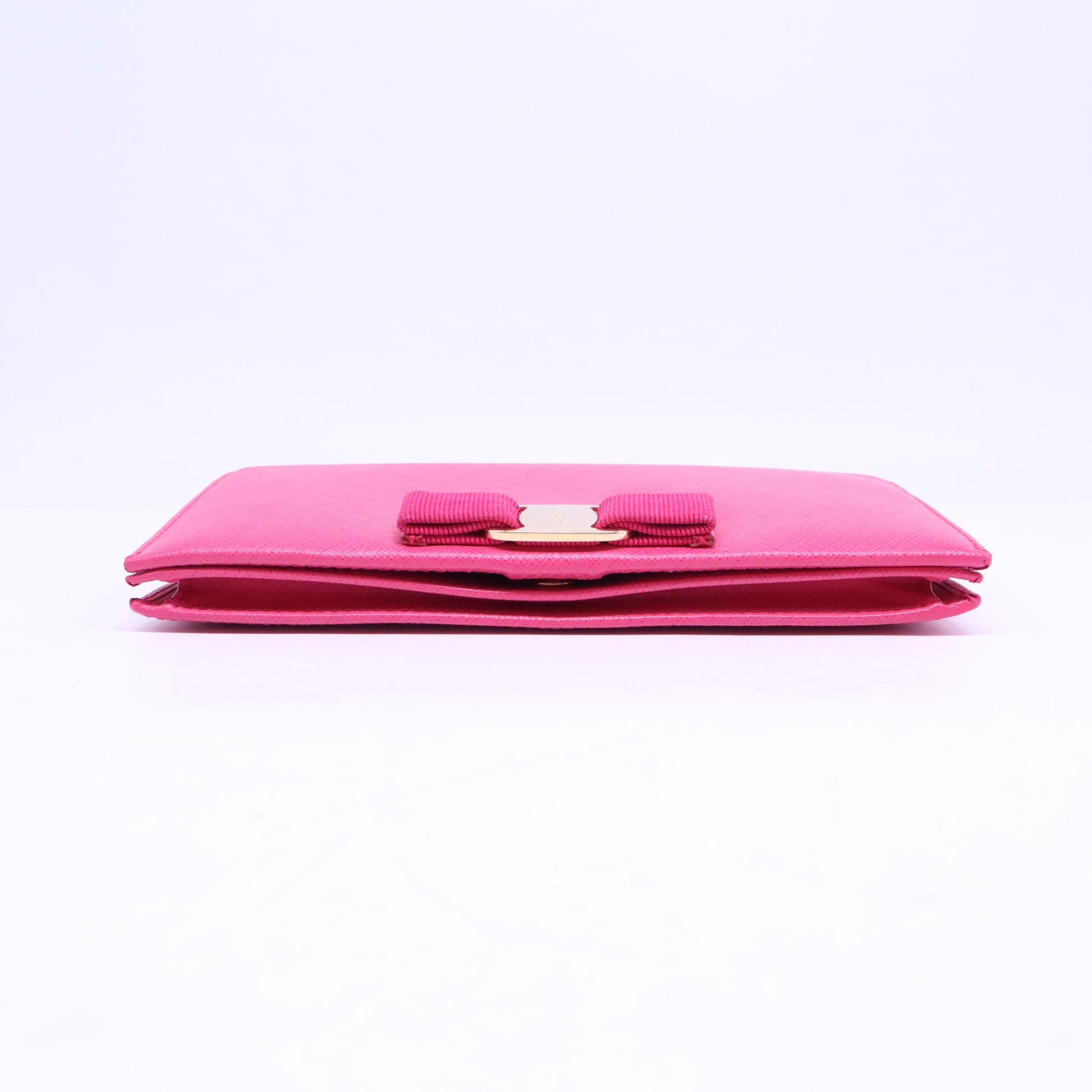 Miss Vara Wallet On Chain B21105