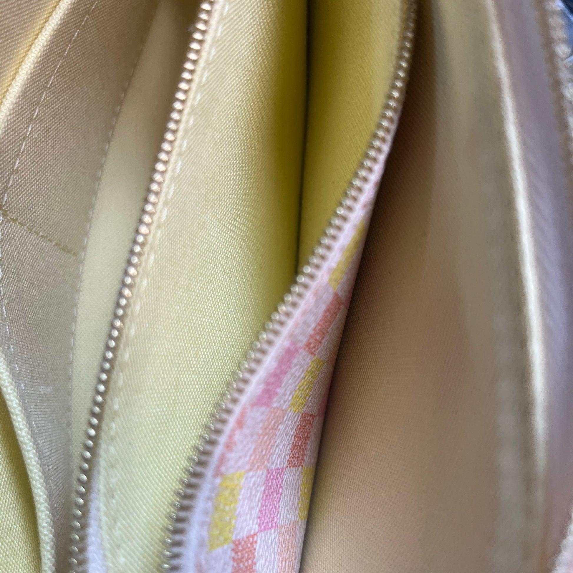 Pochette Accessoires Shoulder Bag Pink Peach twins