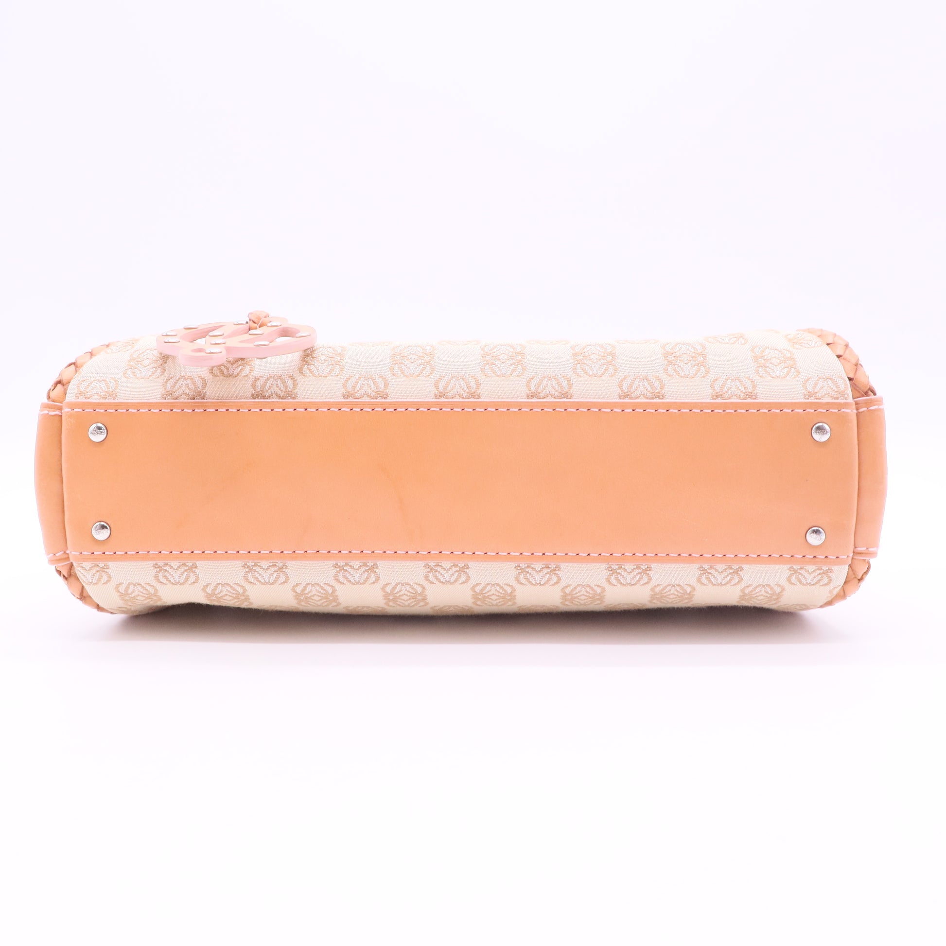 Monogram Baguette Camel twins Gisel