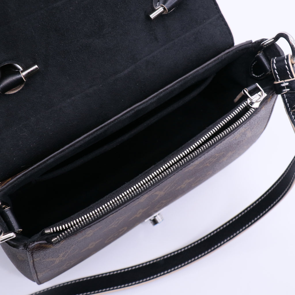 Chain It Handbag Monogram Canvas with Leather PM B20601