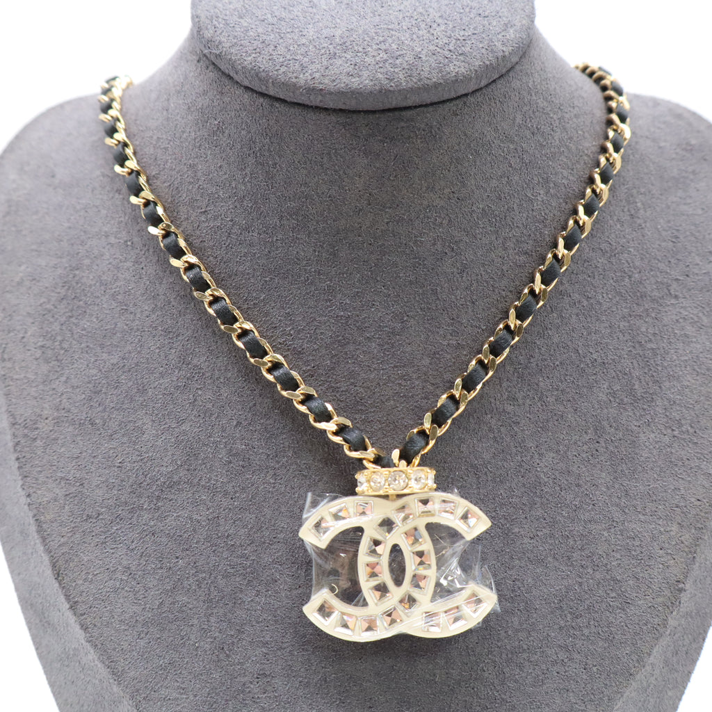 Woven Chain CC Pendant Chunky Choker Necklace Metal and Leather Twins LDJ4544