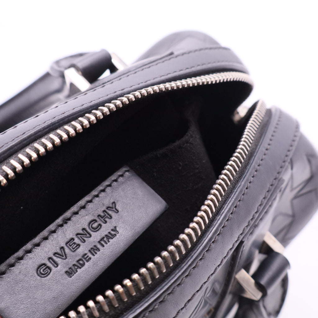 Calfskin Star Embossed Medium Lucrezia Black