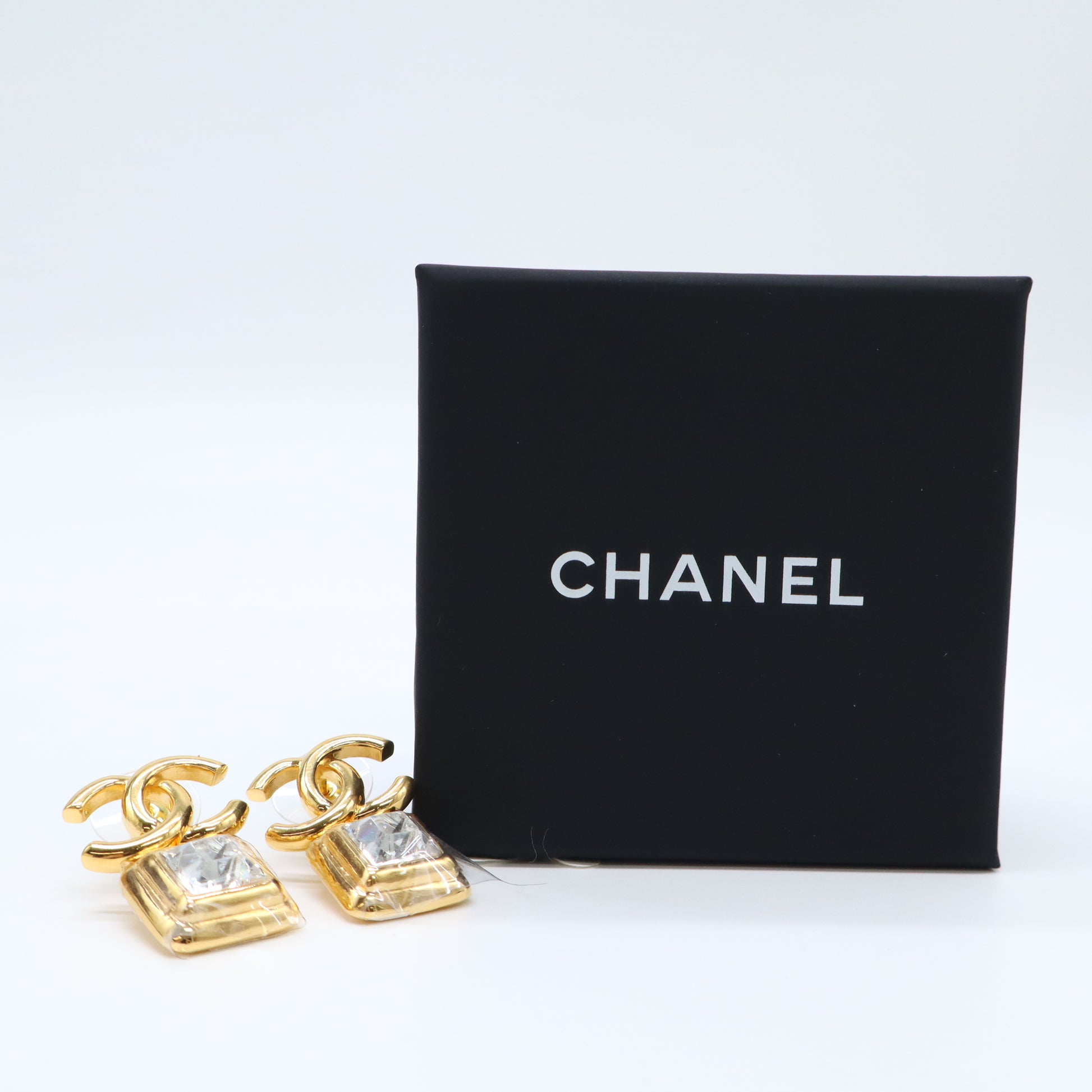 CHANEL Gold CC Crystal Square Earrings Twins LDJ4543