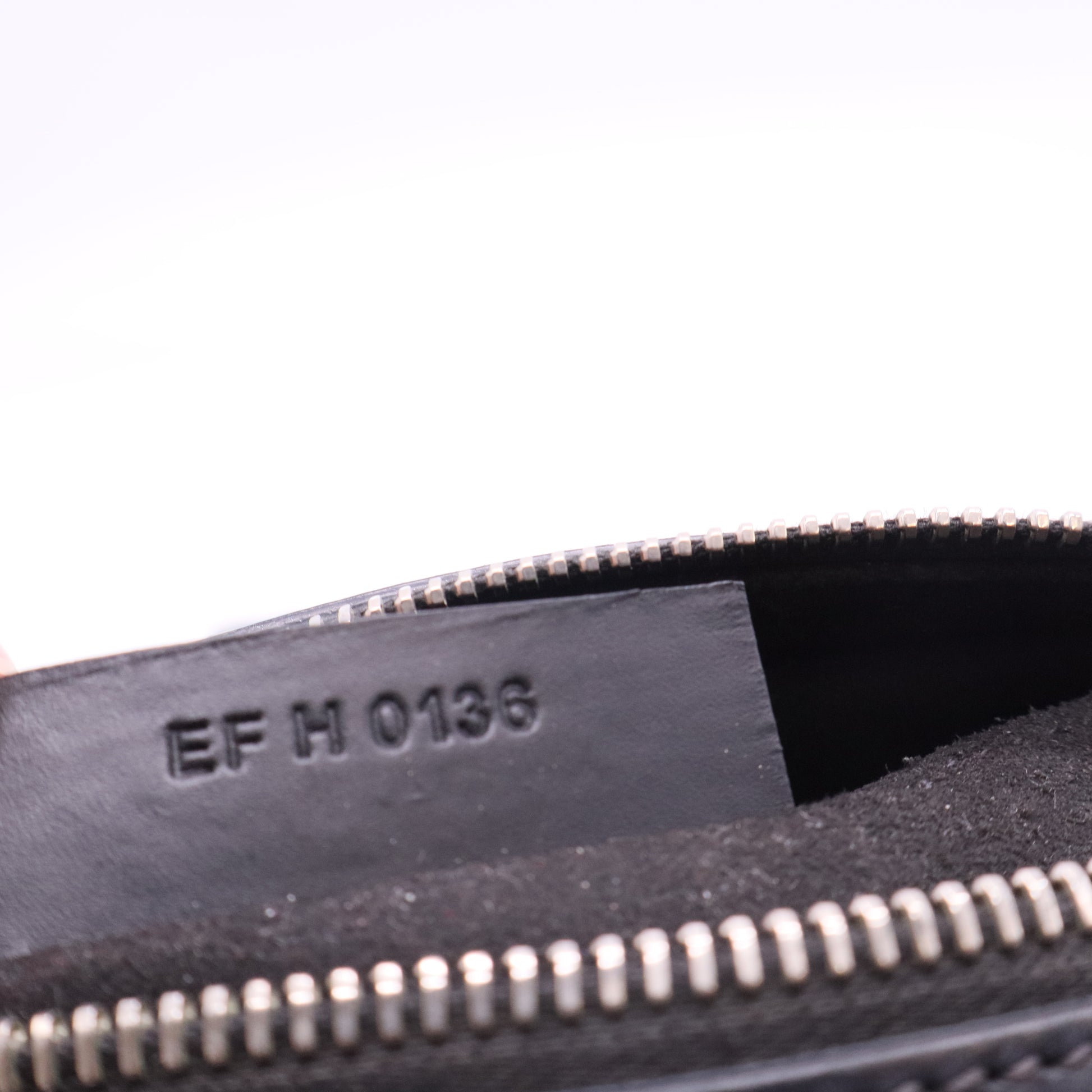 Calfskin Star Embossed Medium Lucrezia Black