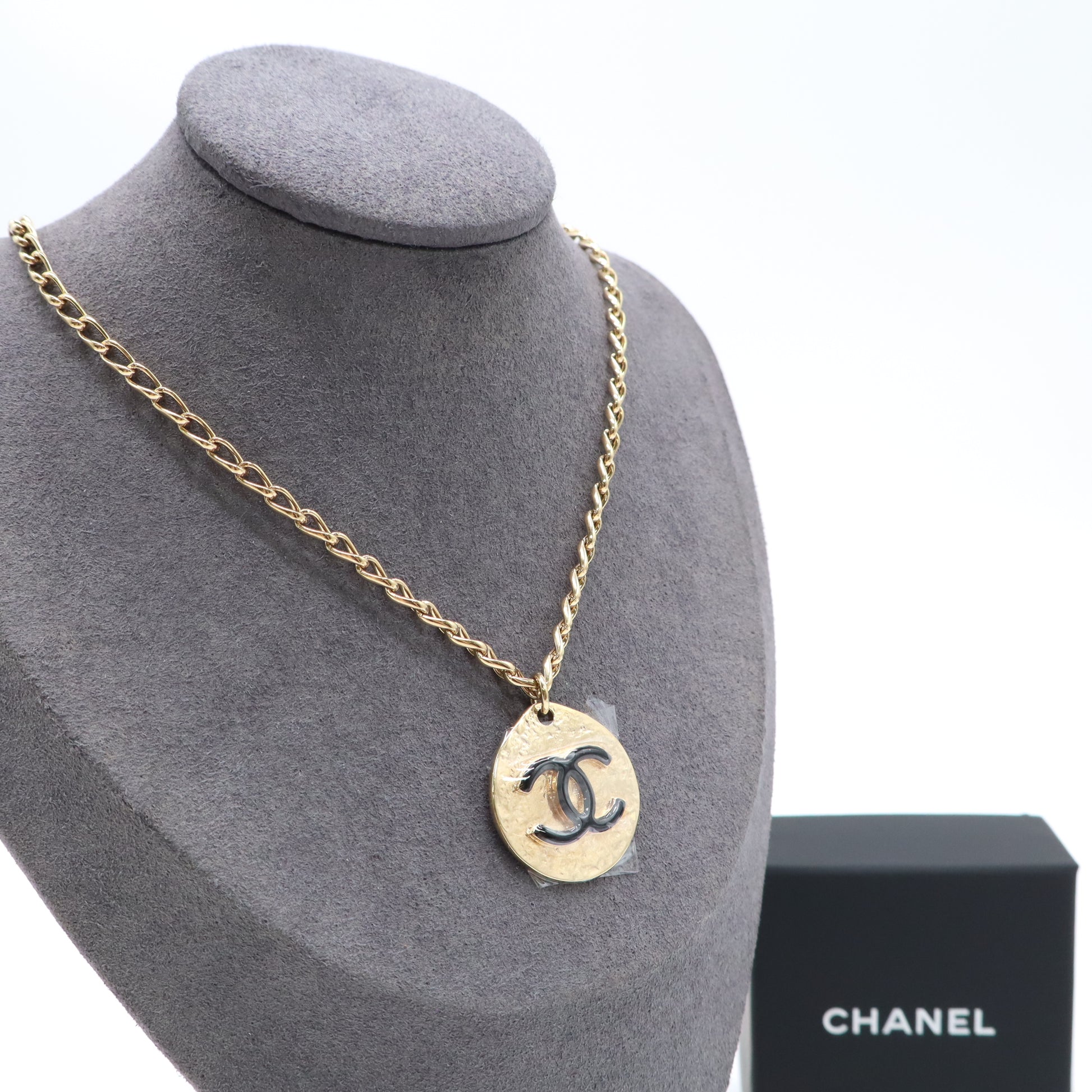 CC Logo Pendant Necklace Gold-Tone Metal Twins LDJ4536