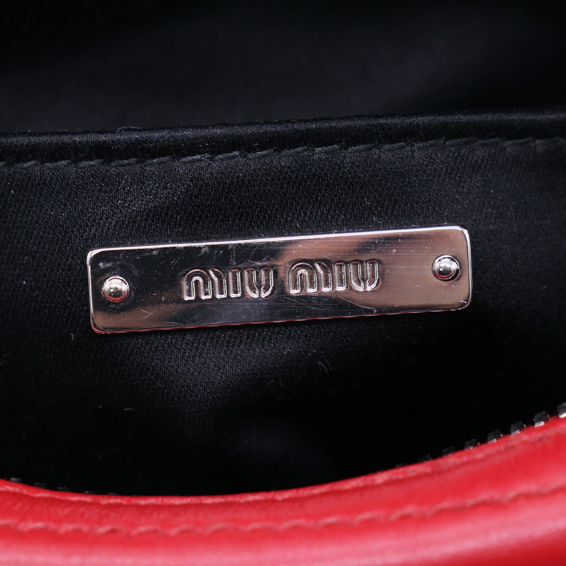 Miu Miu Leather Crossbody Bag  B21332