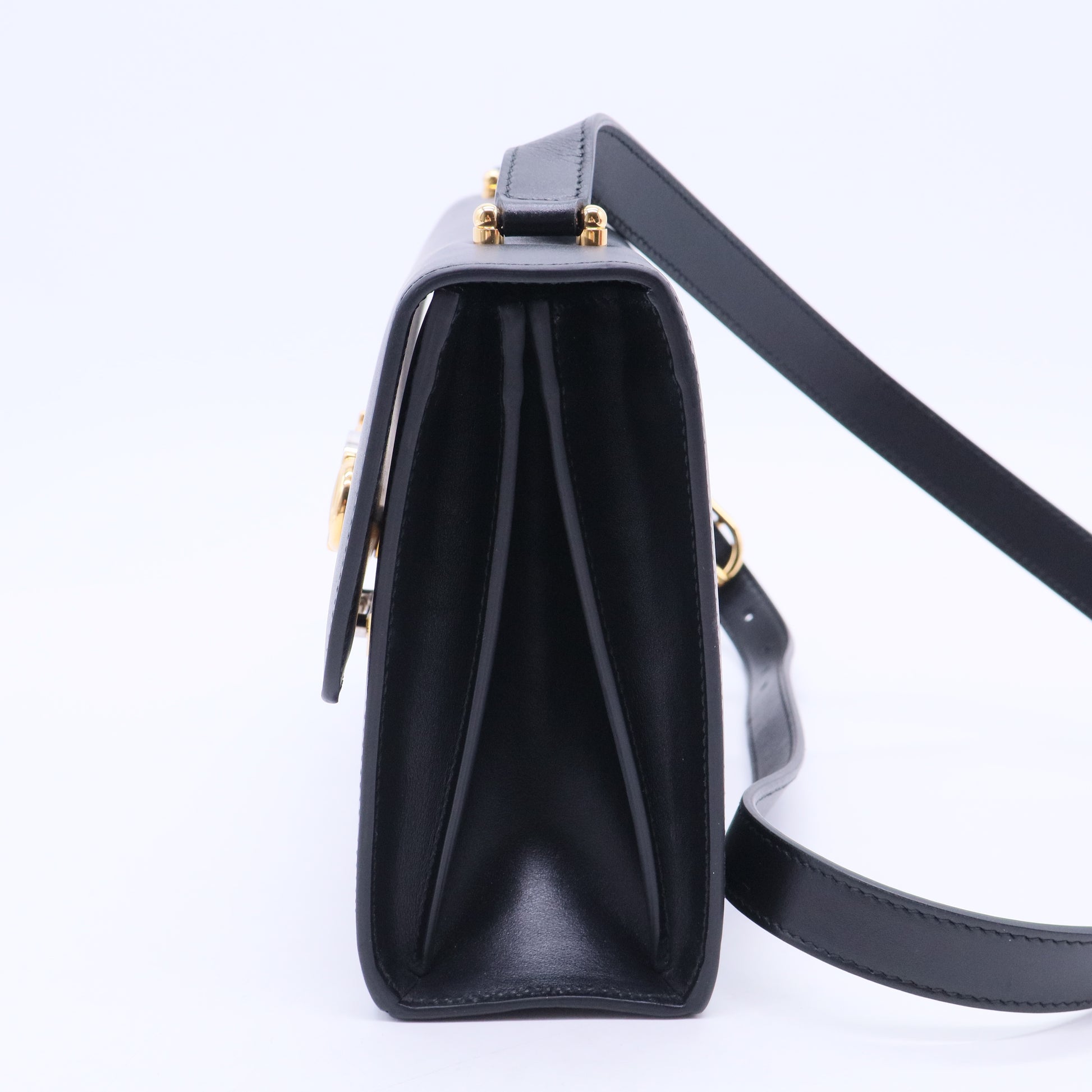 Zumi Flap Shoulder Bag Leather Small B20430