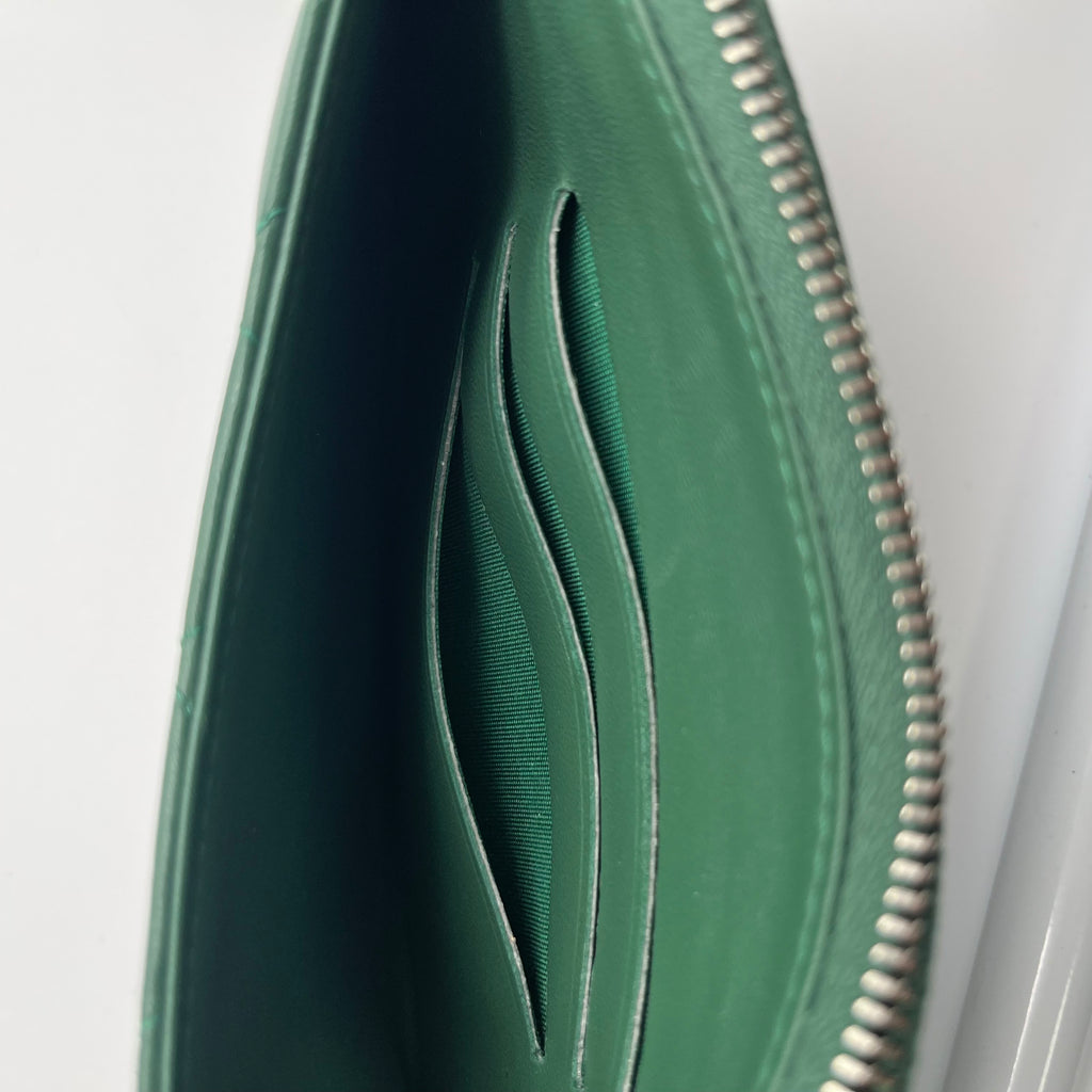 Caviar Quilted Classic Zip Pouch twins