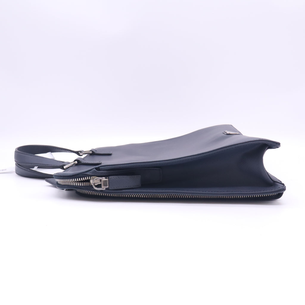 Enameled Metal Triangle Top Handle Bag B24156